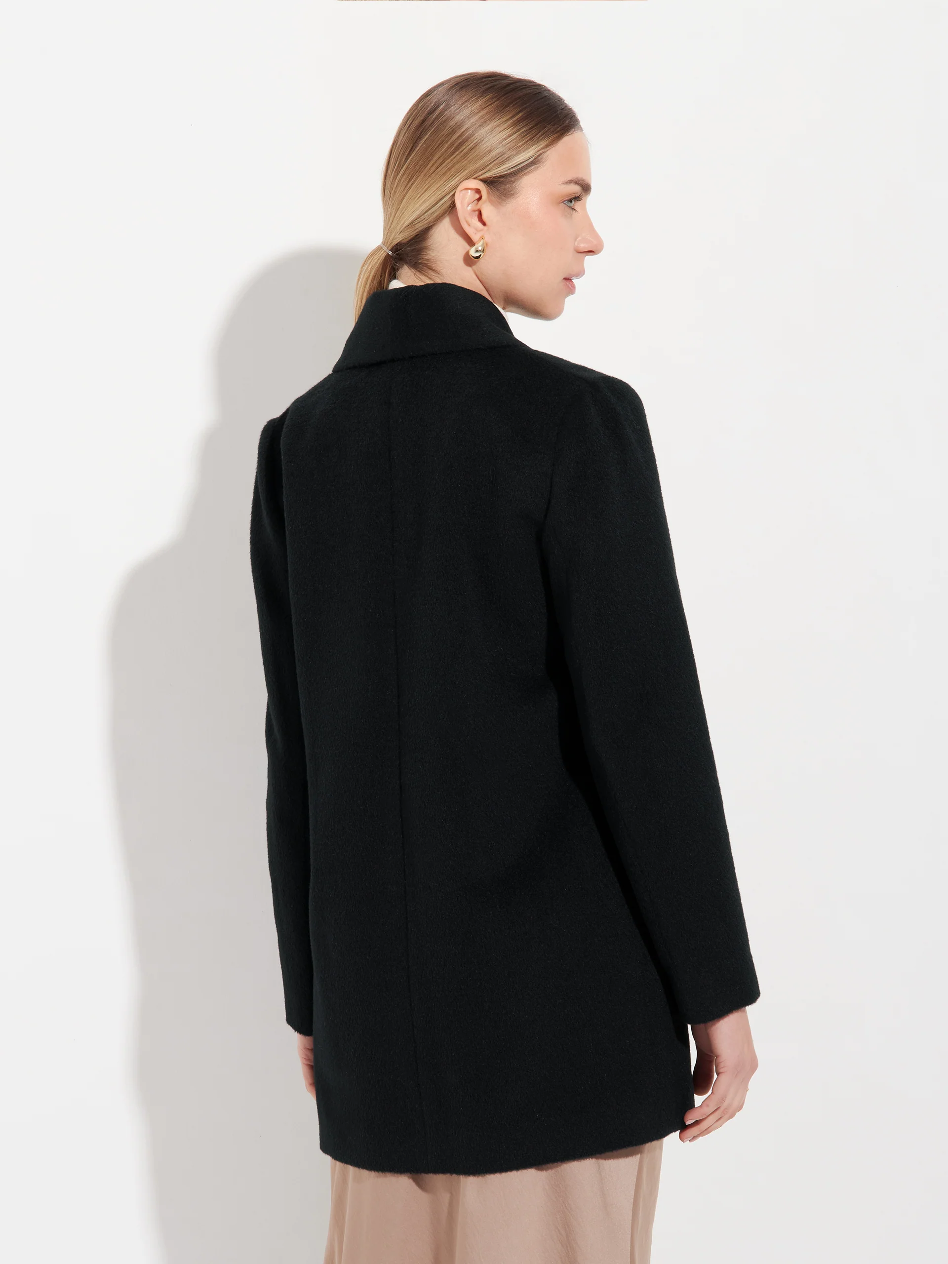 Short Swing Coat Baby Alpaca Color Black - Image 3