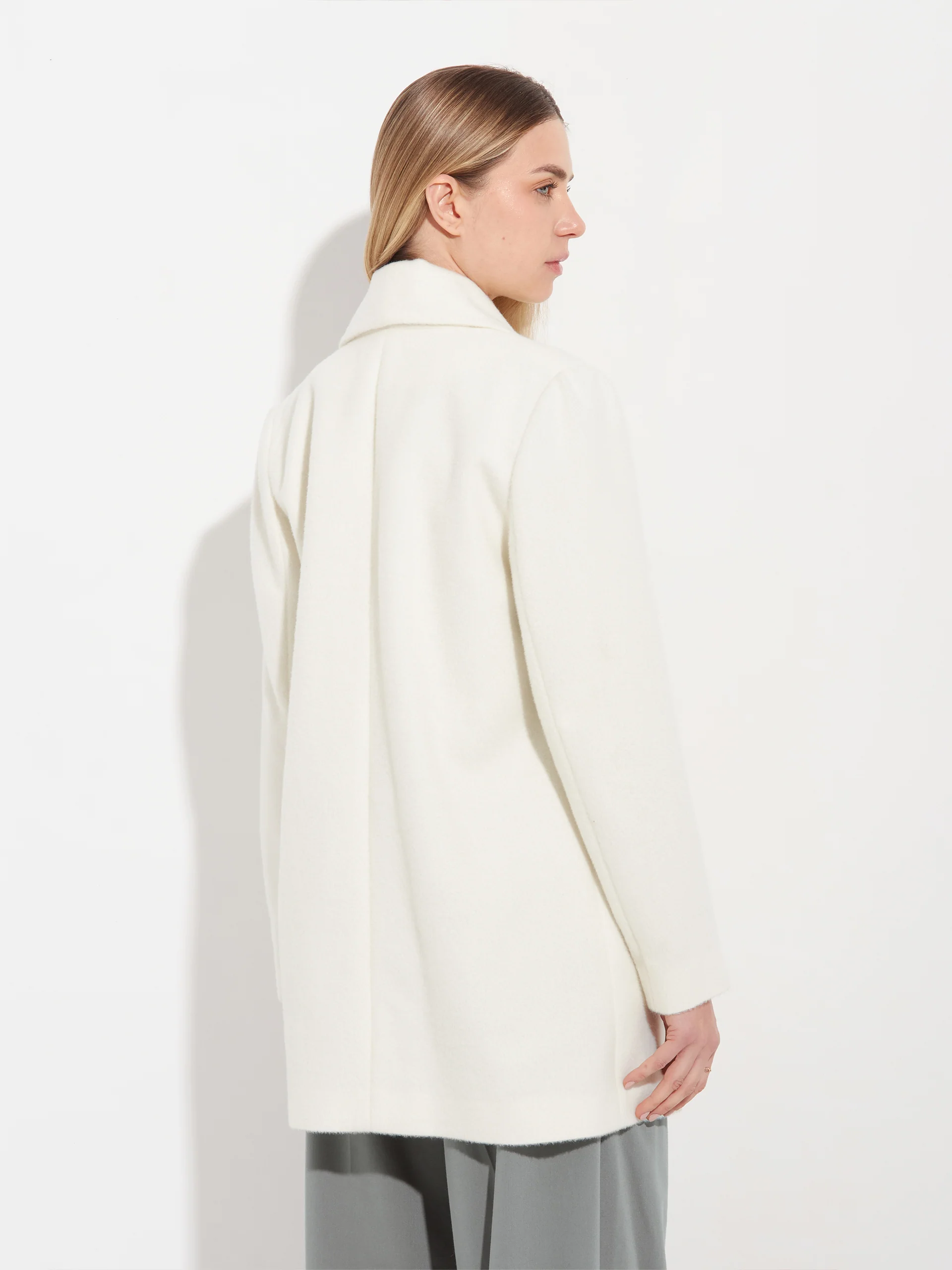 Short Swing Coat Baby Alpaca Color Ecru - Image 3