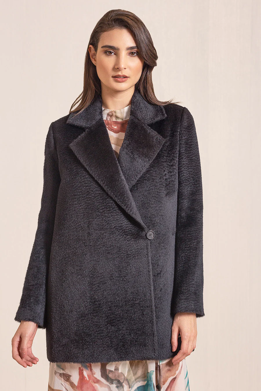 Vane Coat Baby Alpaca Suri Color Black