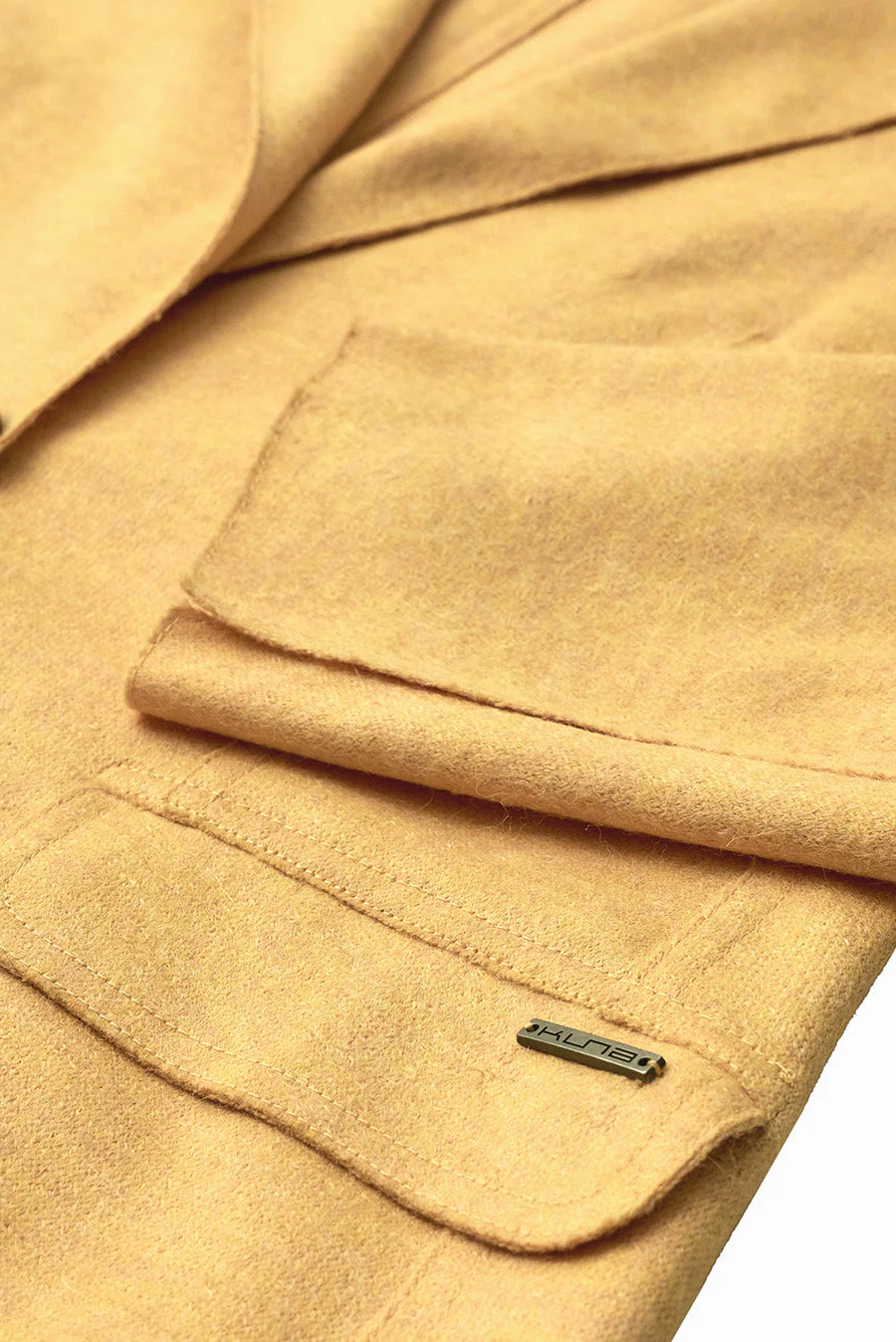 Villalobos Coat Alpaca Color Medalla - Image 5