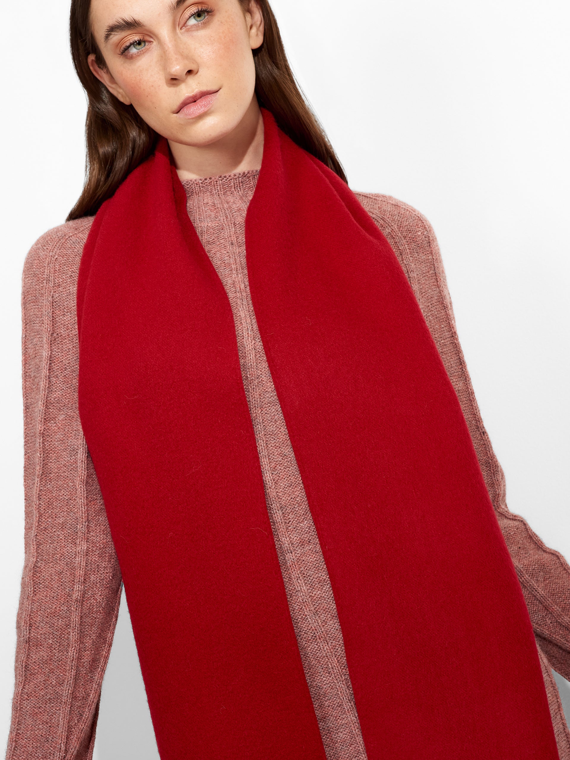 Adrian Scarf Baby Alpaca Color Red - Image 3