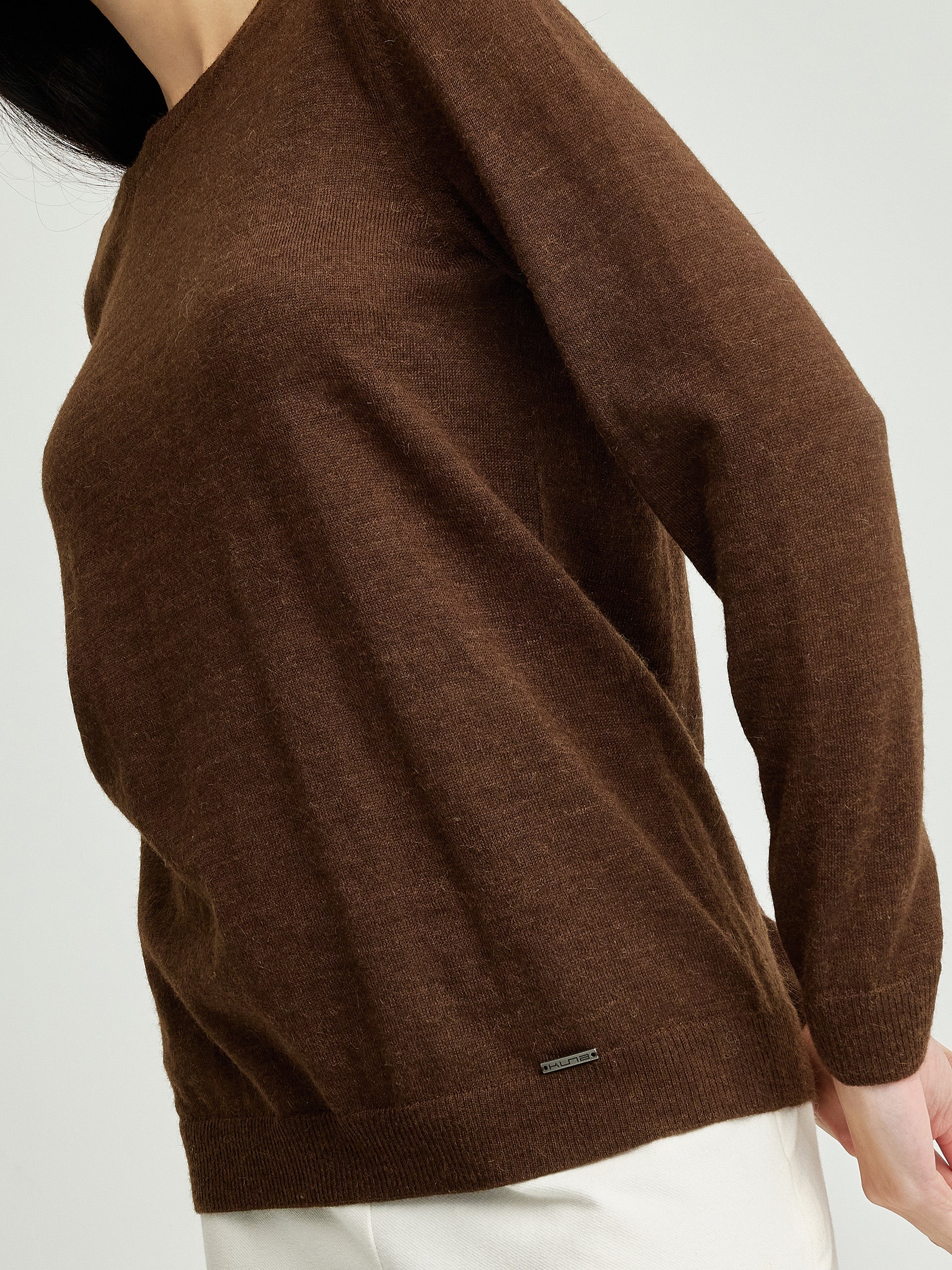 Alexia Sweater Baby Alpaca Color Brown - Image 5