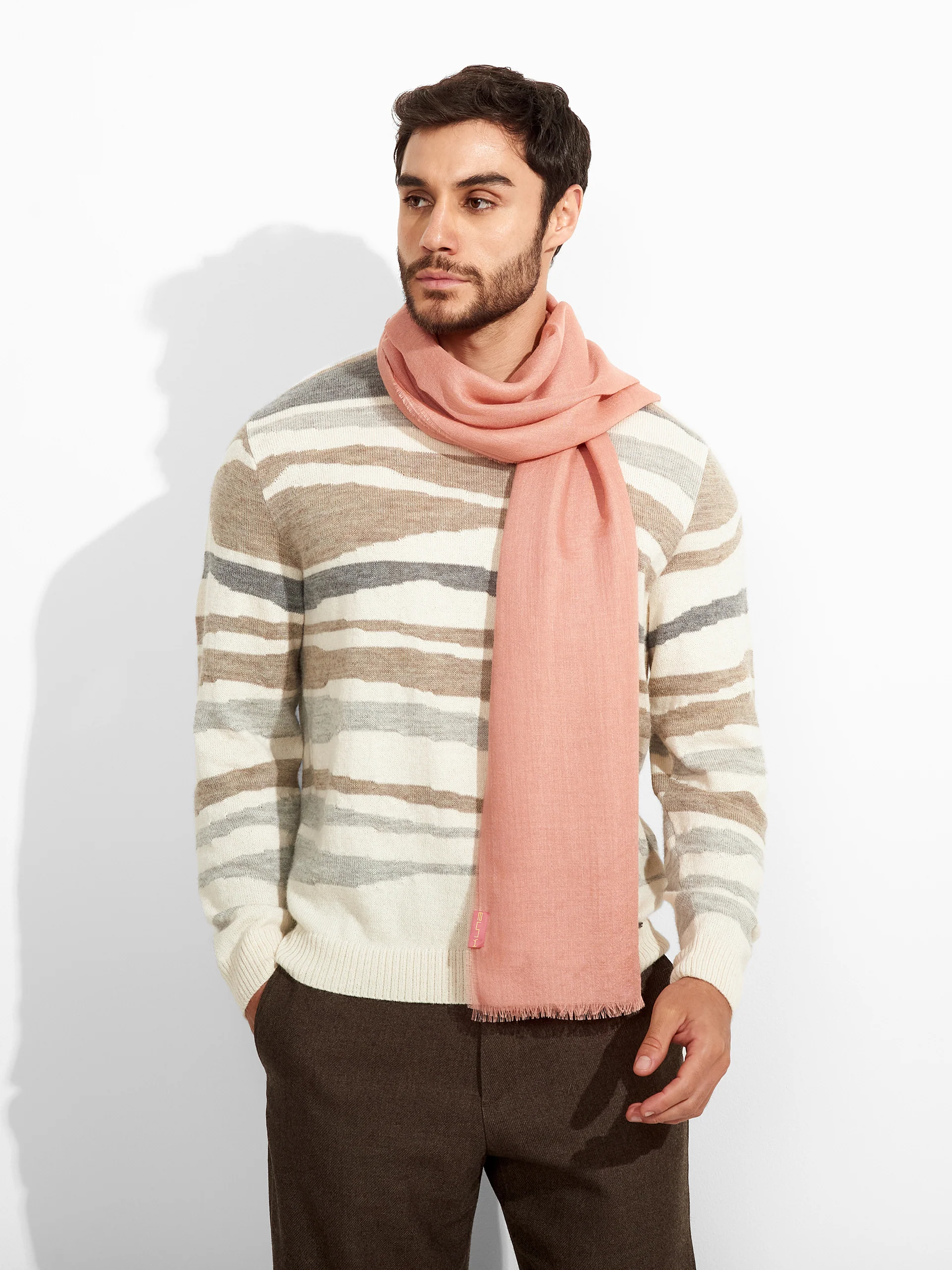 Alondra Shawl Baby Alpaca Color Pink - Image 4