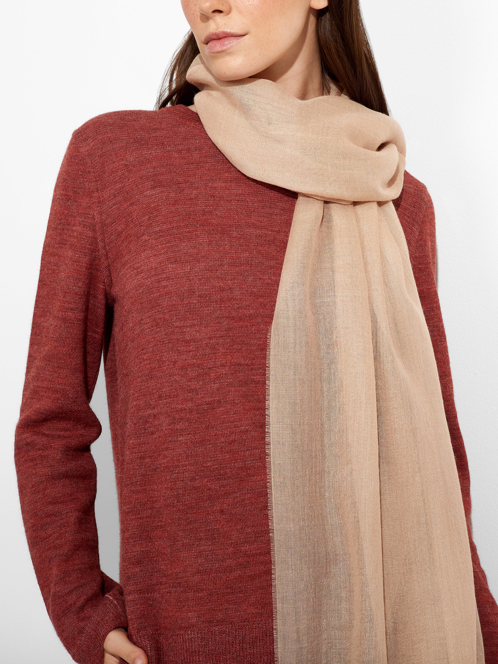 Alondra Shawl Baby Alpaca Color Beige - Image 3