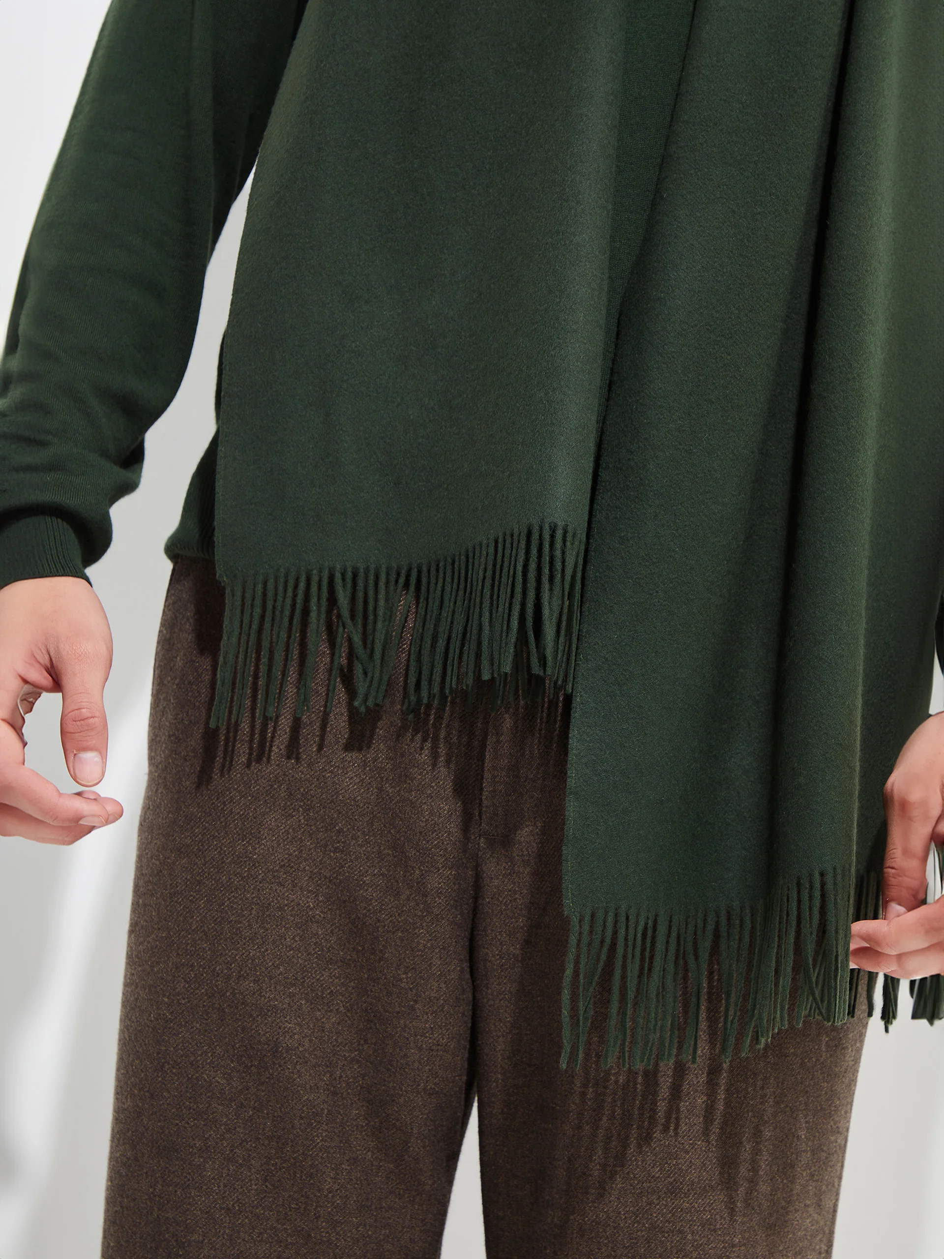 Basel Vicuña Color Green - Image 4