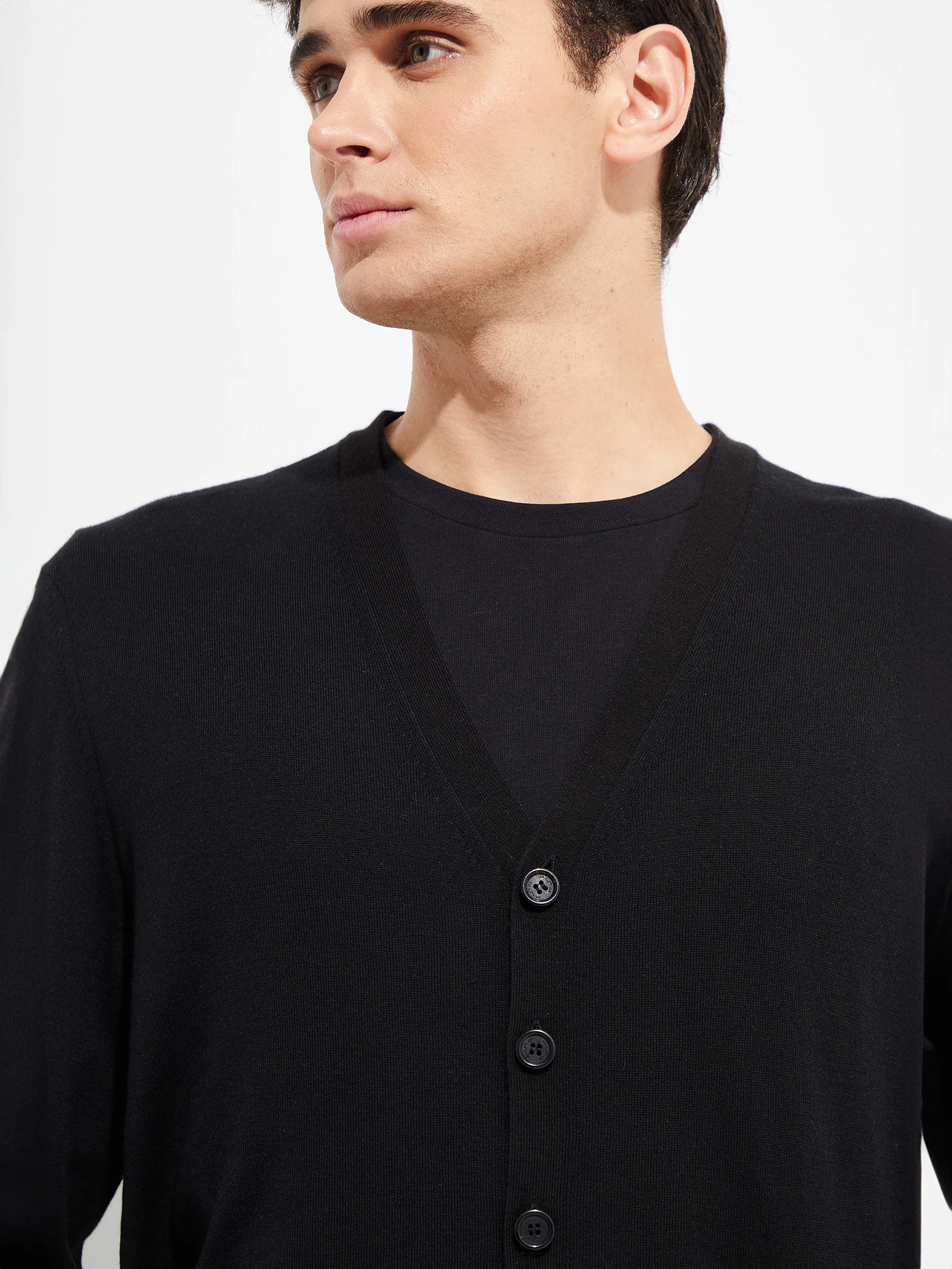 Bernard Cardigan Vicuña Color Black - Image 5