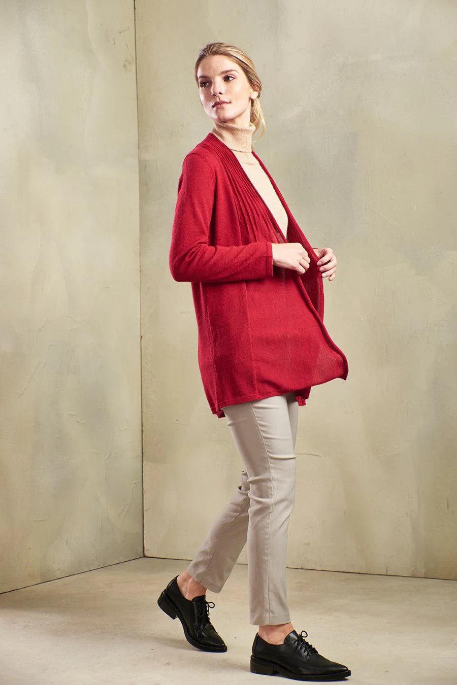 Kayla Cardigan Royal Alpaca Color Rosso - Image 3