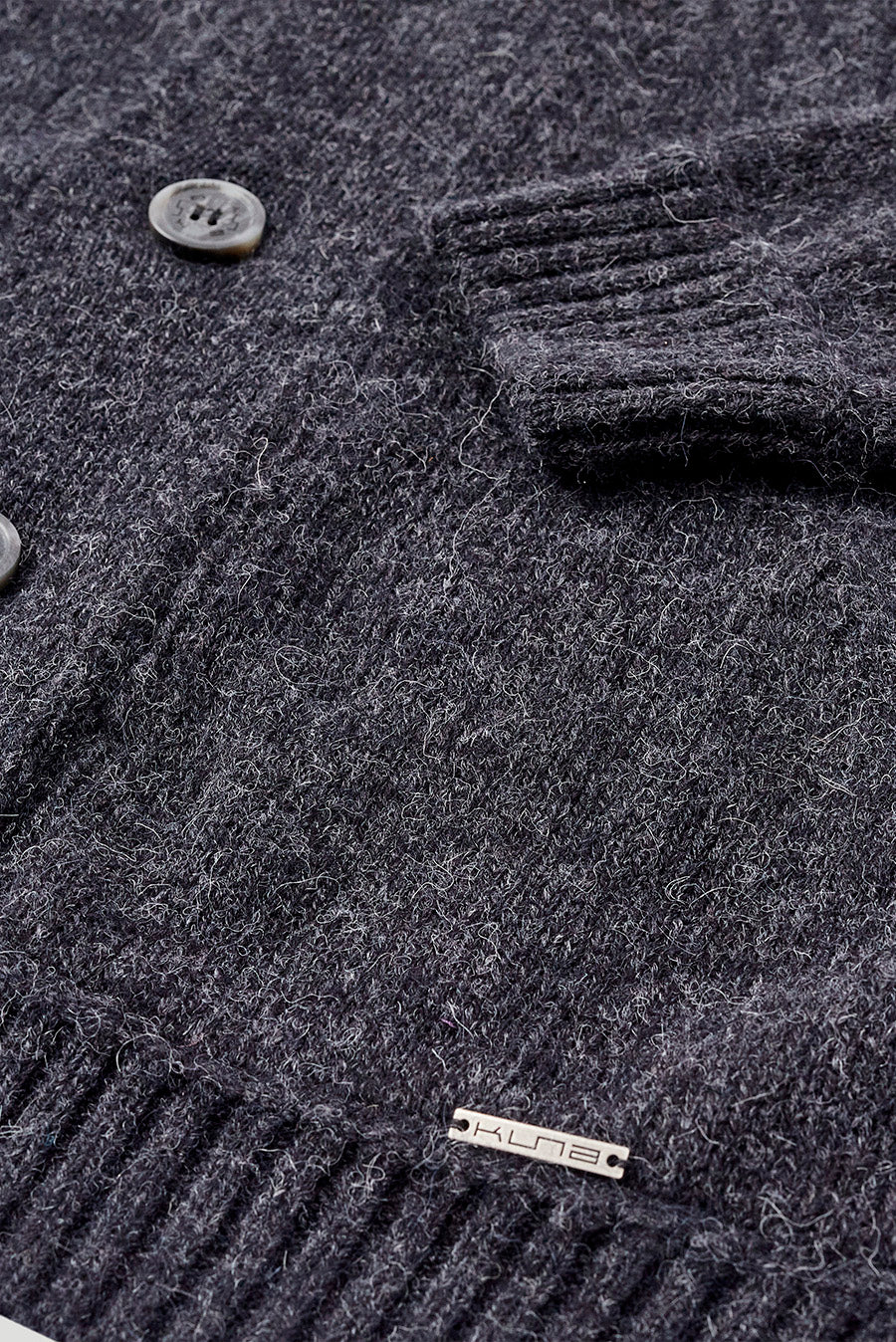 Walter Cardigan Baby Alpaca Color Antracite - Image 5
