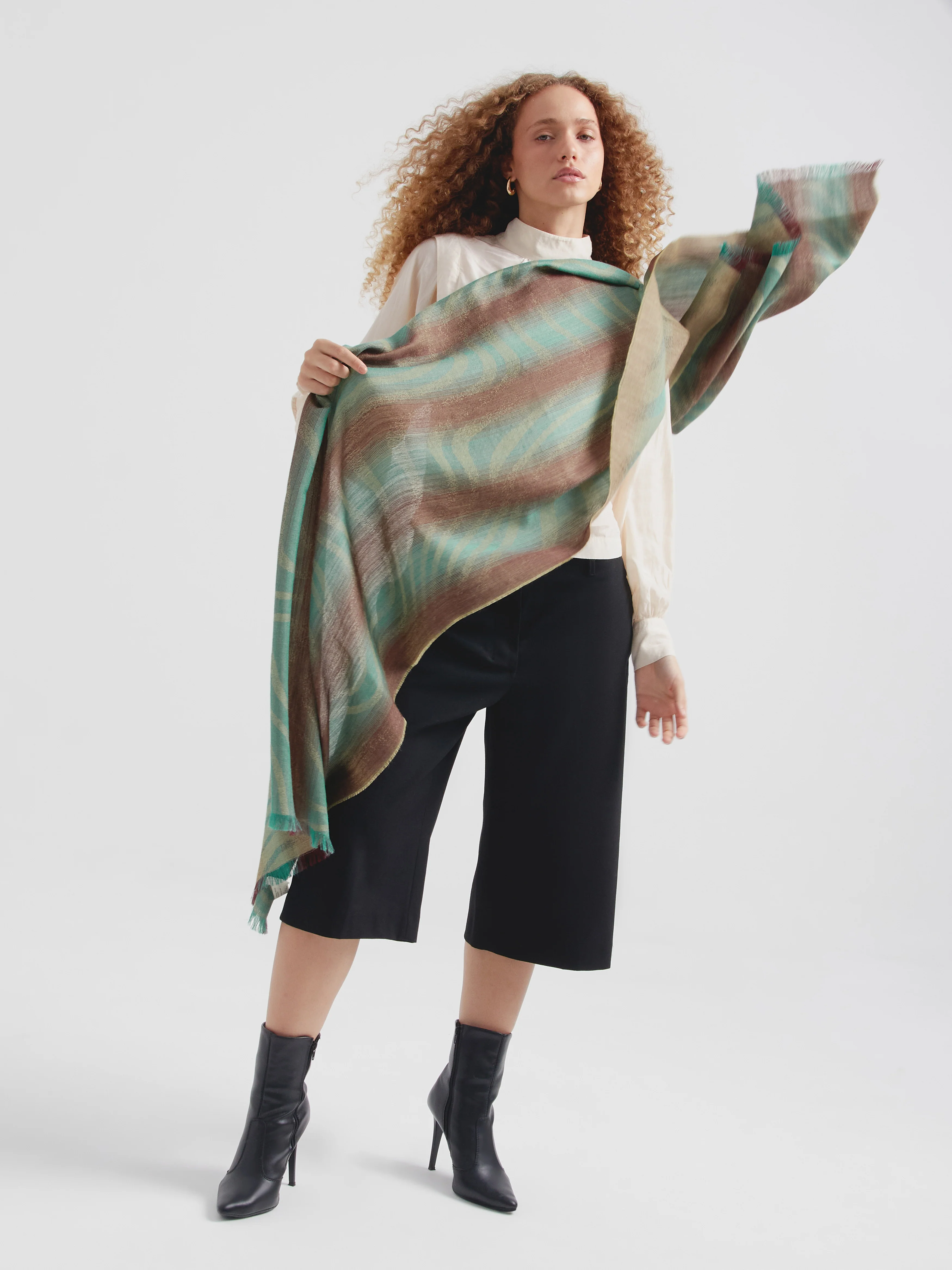 Camino Shawl Baby Alpaca Color Green