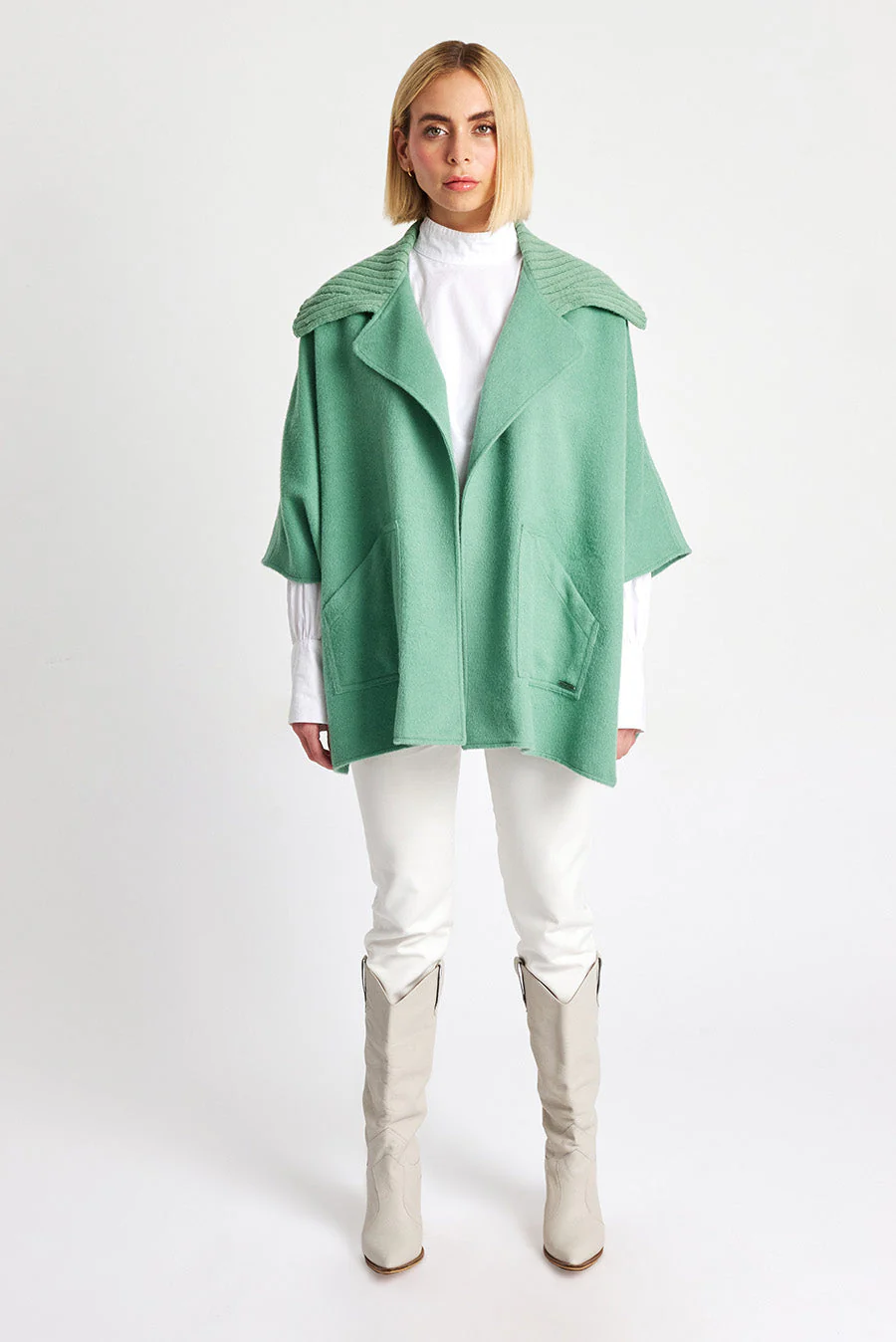 Whisper Cape Baby Alpaca Color Basil - Image 4