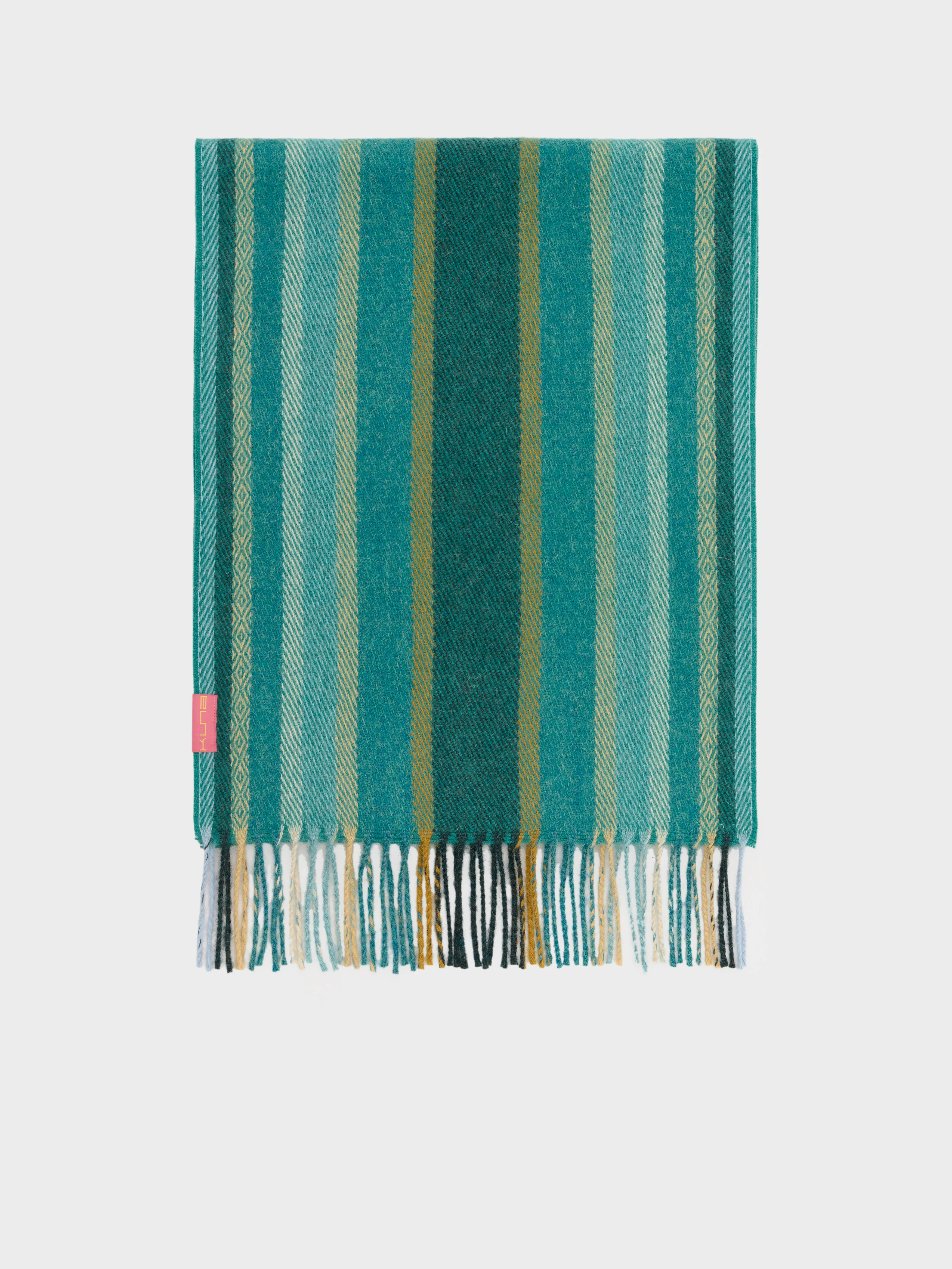 Catedral Scarf Baby Alpaca Color Green - Image 2