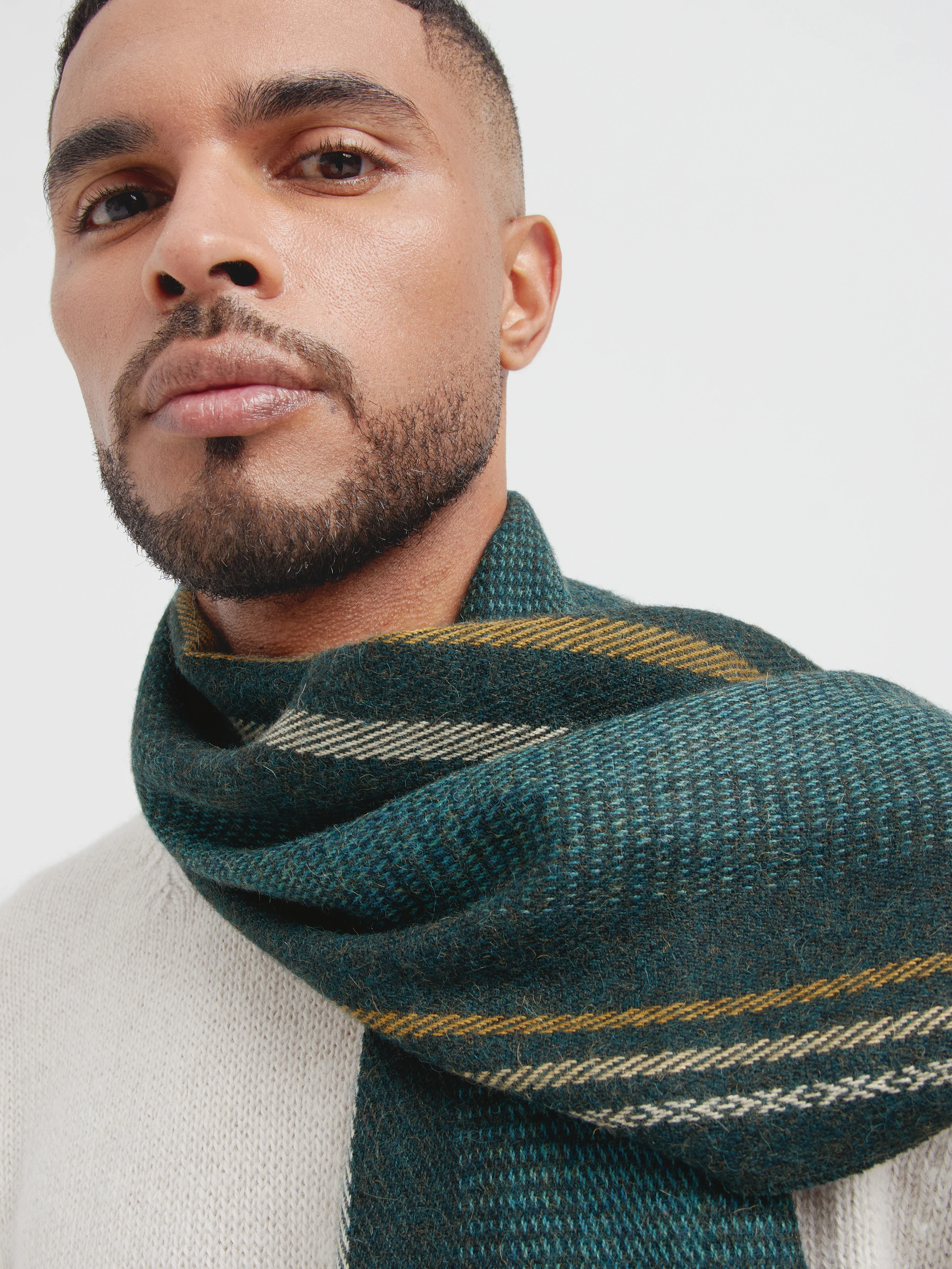 Cedar Scarf Baby Alpaca Color Green - Image 5