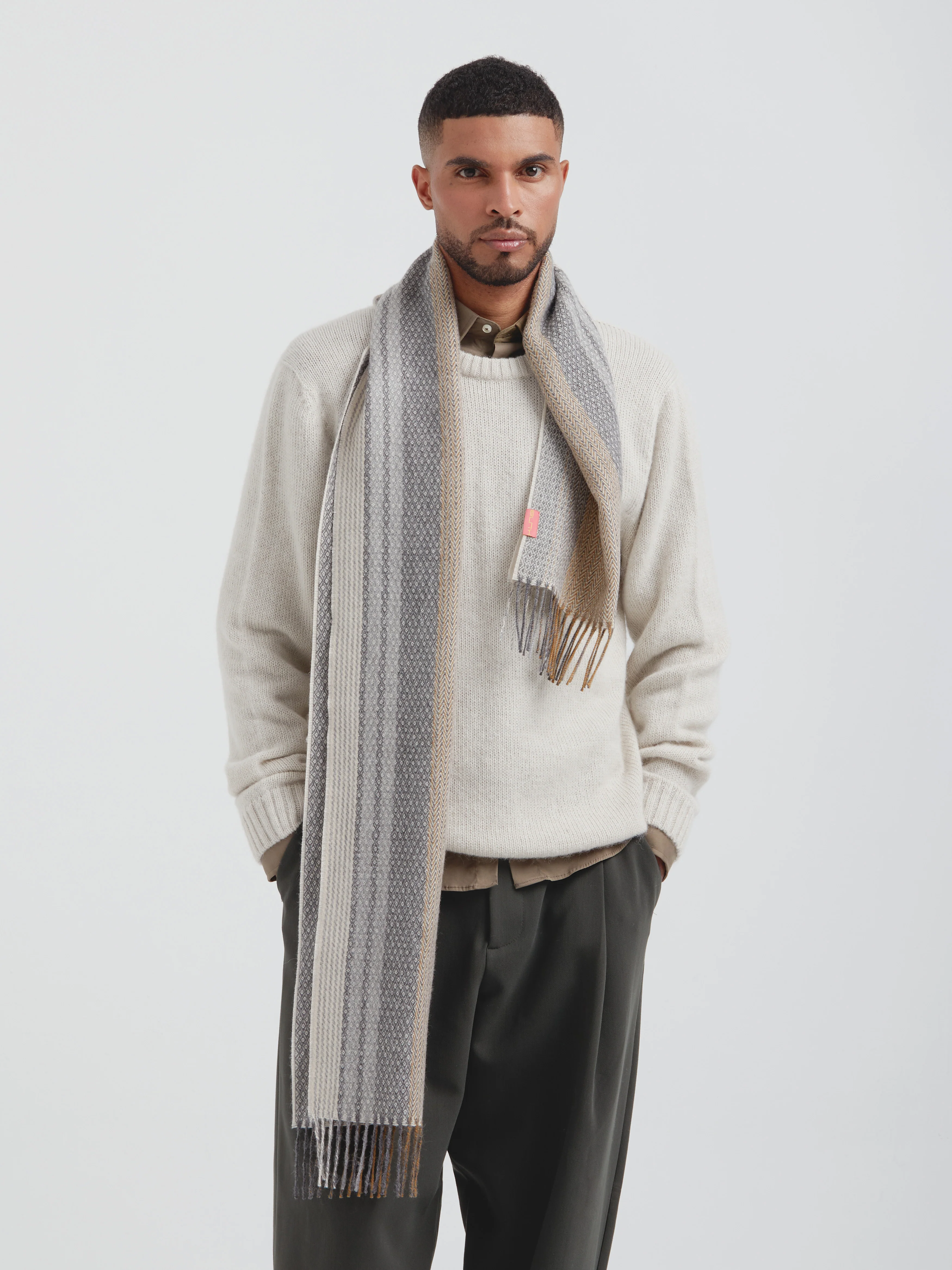 Cesped Scarf Baby Alpaca Color Beige - Image 4