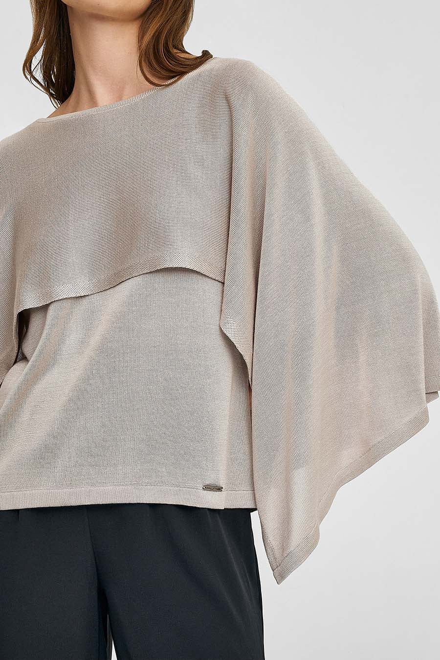 Waterfall Vest Silk Color Beige - Image 5