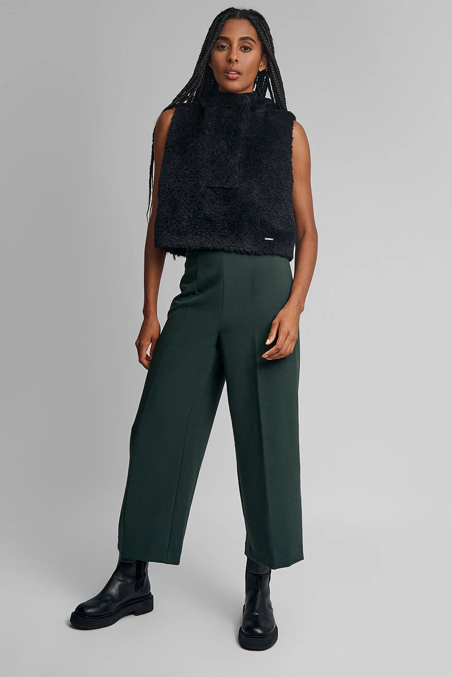 Weil Vest Suri Alpaca & Wool Color Black - Image 4