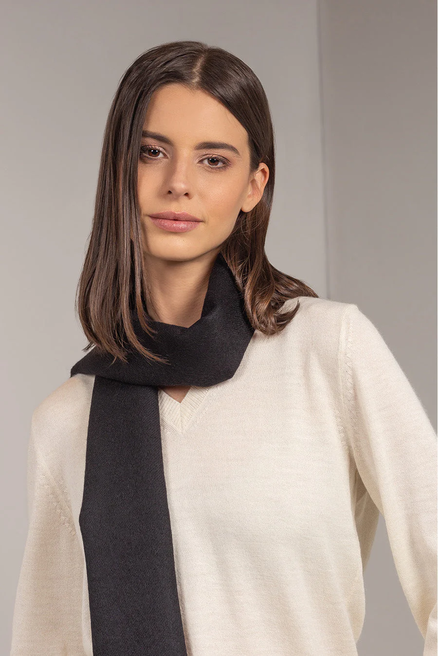 Adrian Scarf Baby Alpaca Color Black