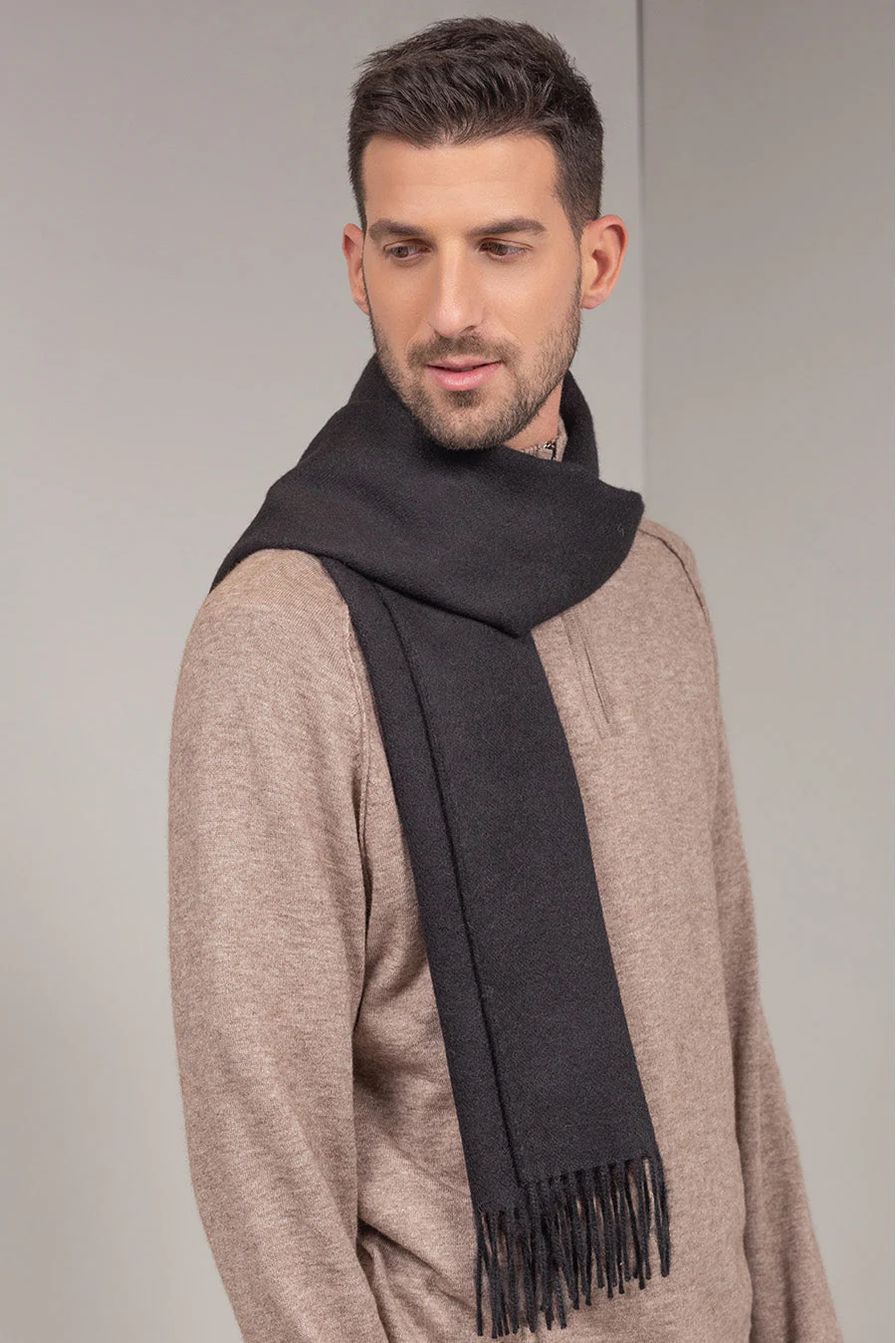 Adrian Scarf Baby Alpaca Color Black - Image 3
