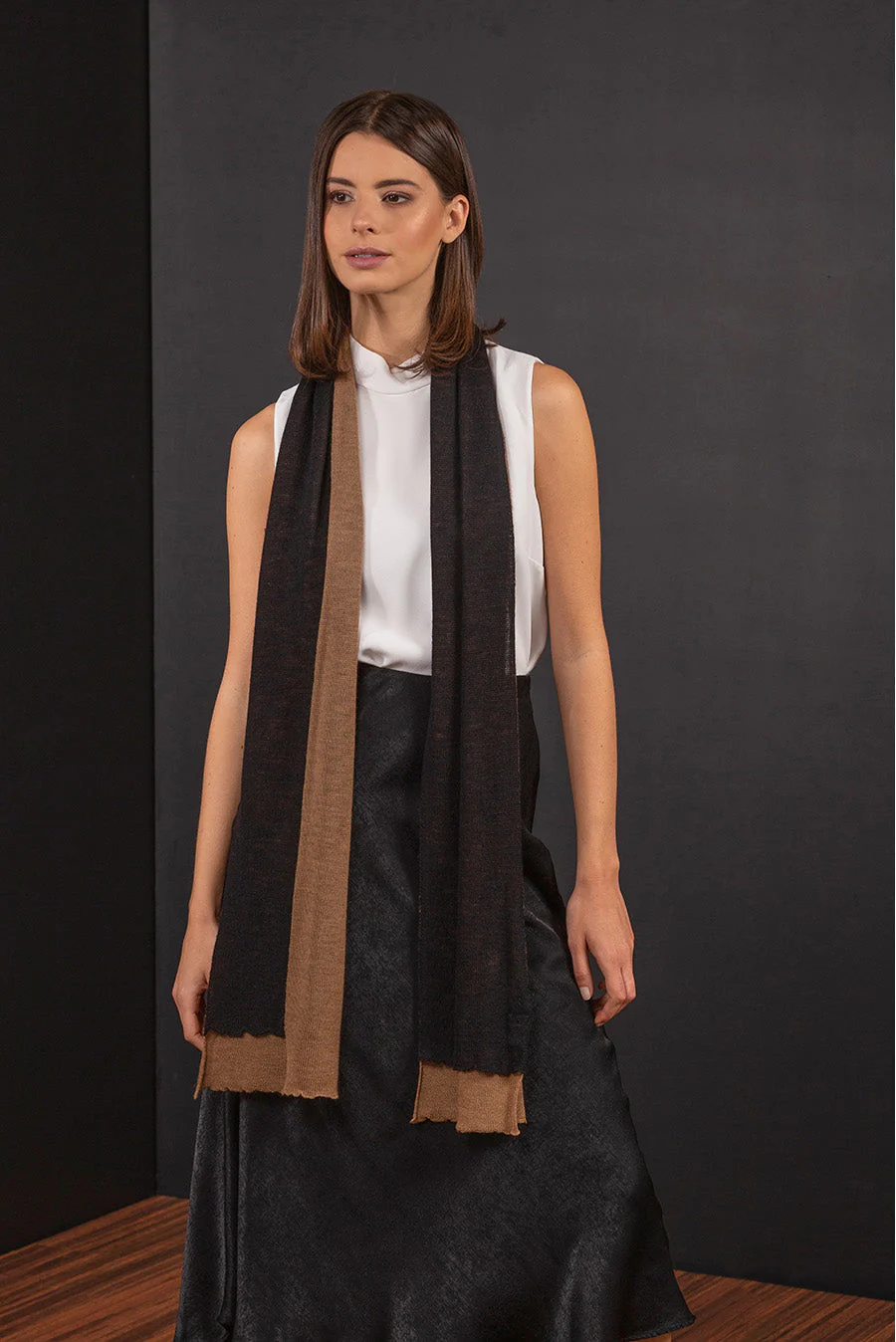 Brandy Scarf Alpaca 16 Color Camel & Black