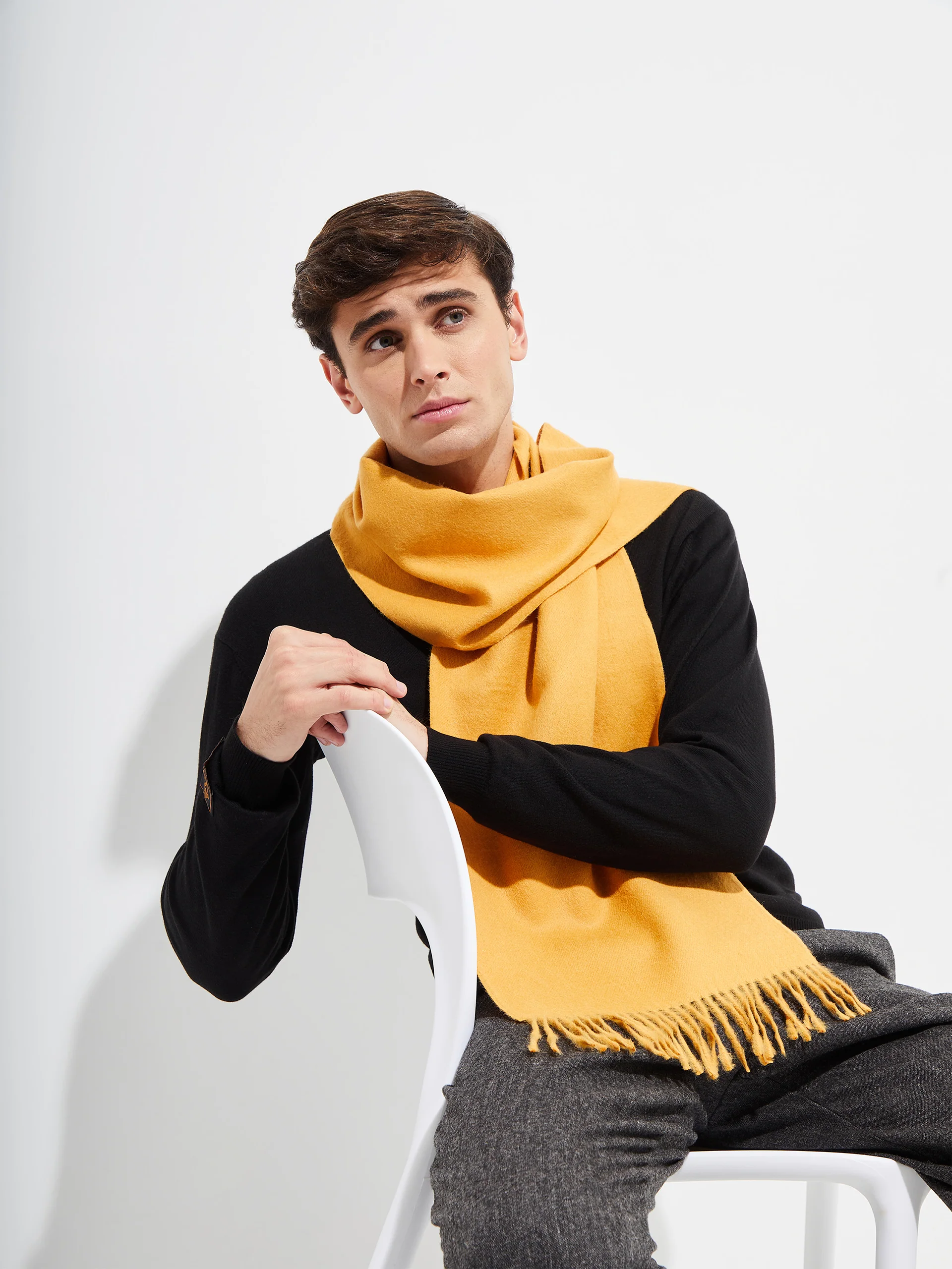 Jamas Scarf Royal Alpaca Color Amarillo - Image 4