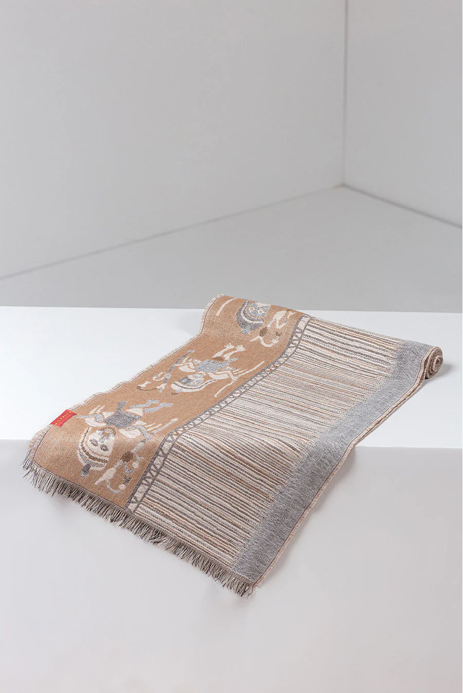 Nazca - 15 Scarf Baby Alpaca Color Grey - Image 2