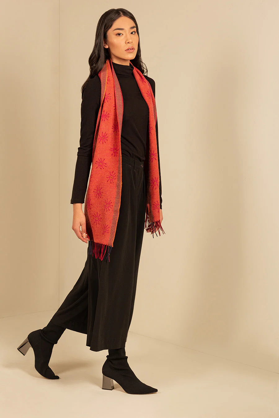 Nazca - 18 Scarf Baby Alpaca Color Red - Image 10