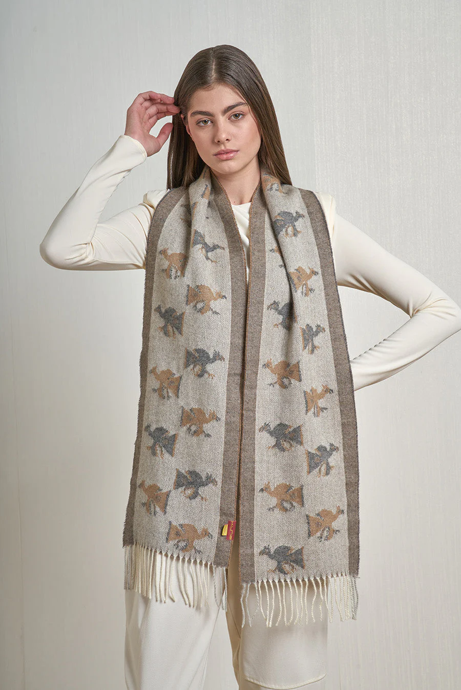 Nazca - 19 Scarf Baby Alpaca Color Ecru