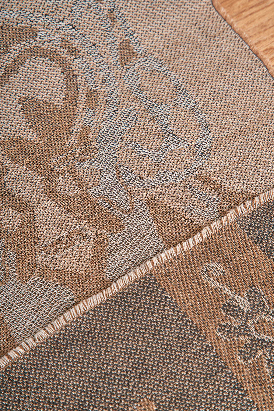 Nazca - 38 Scarf Baby Alpaca Color Camel Oscuro
