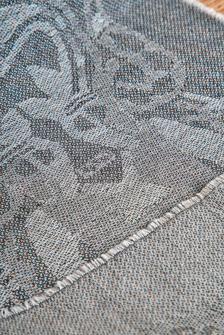 Nazca - 38 Scarf Baby Alpaca Color Grey Oscuro - Image 2