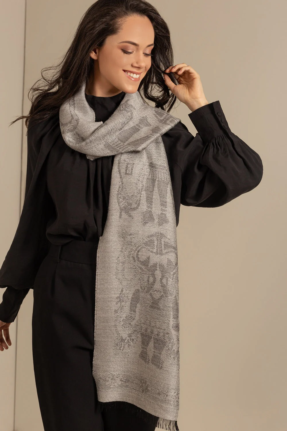 Nazca - 38 Scarf Baby Alpaca Color Grey Oscuro - Image 8