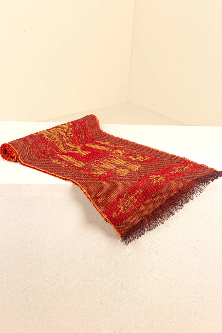 Nazca - 38 Scarf Baby Alpaca Color Guinda - Image 2