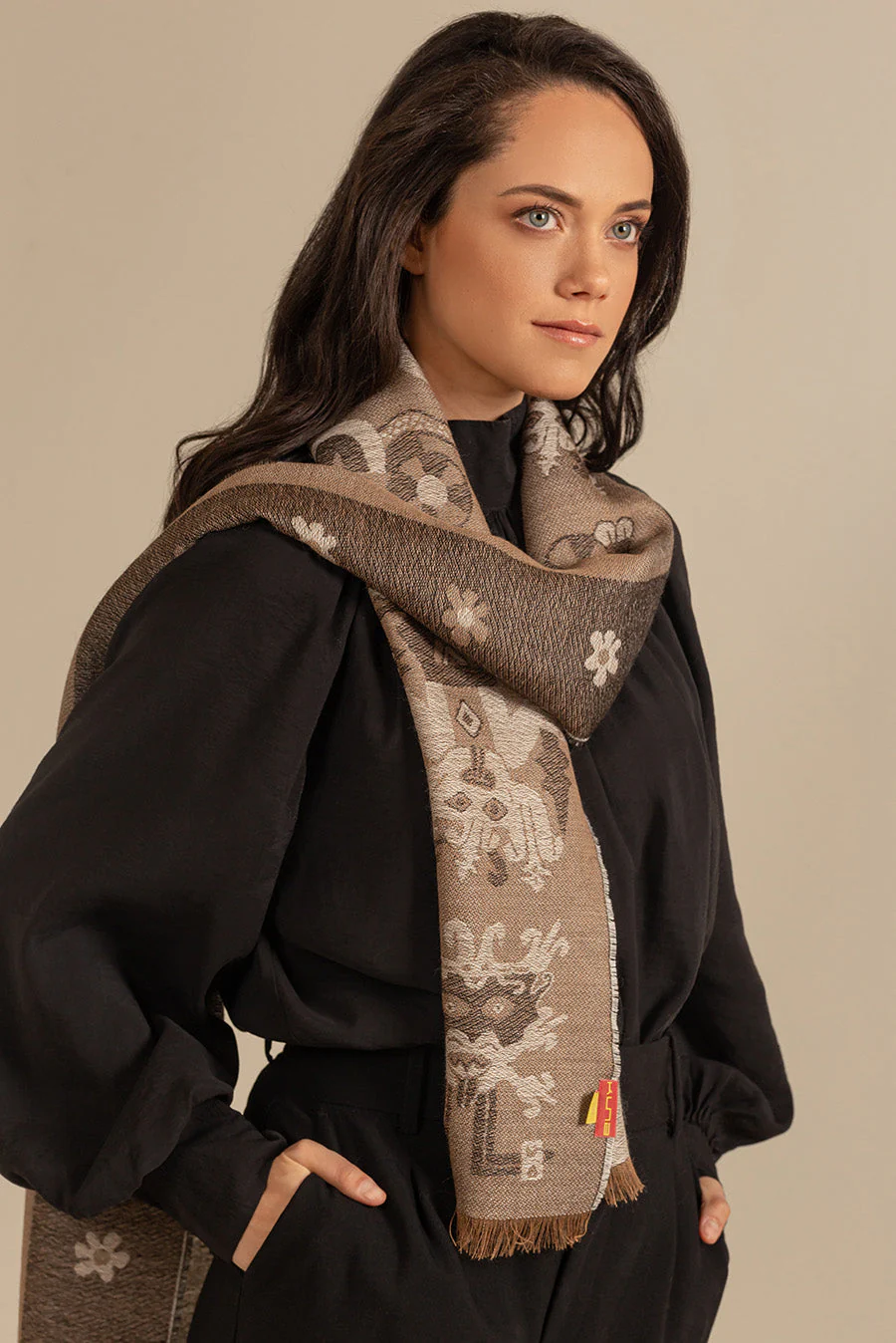 Nazca - 39 Scarf Baby Alpaca Color Beige - Image 2