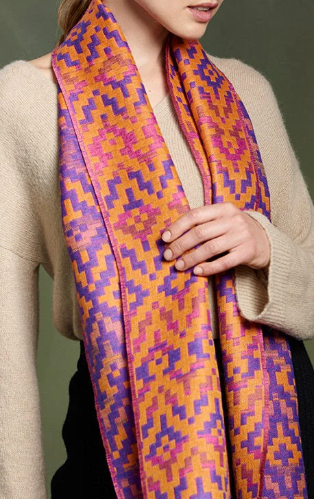 Tassir Scarf Baby Alpaca Color Morado