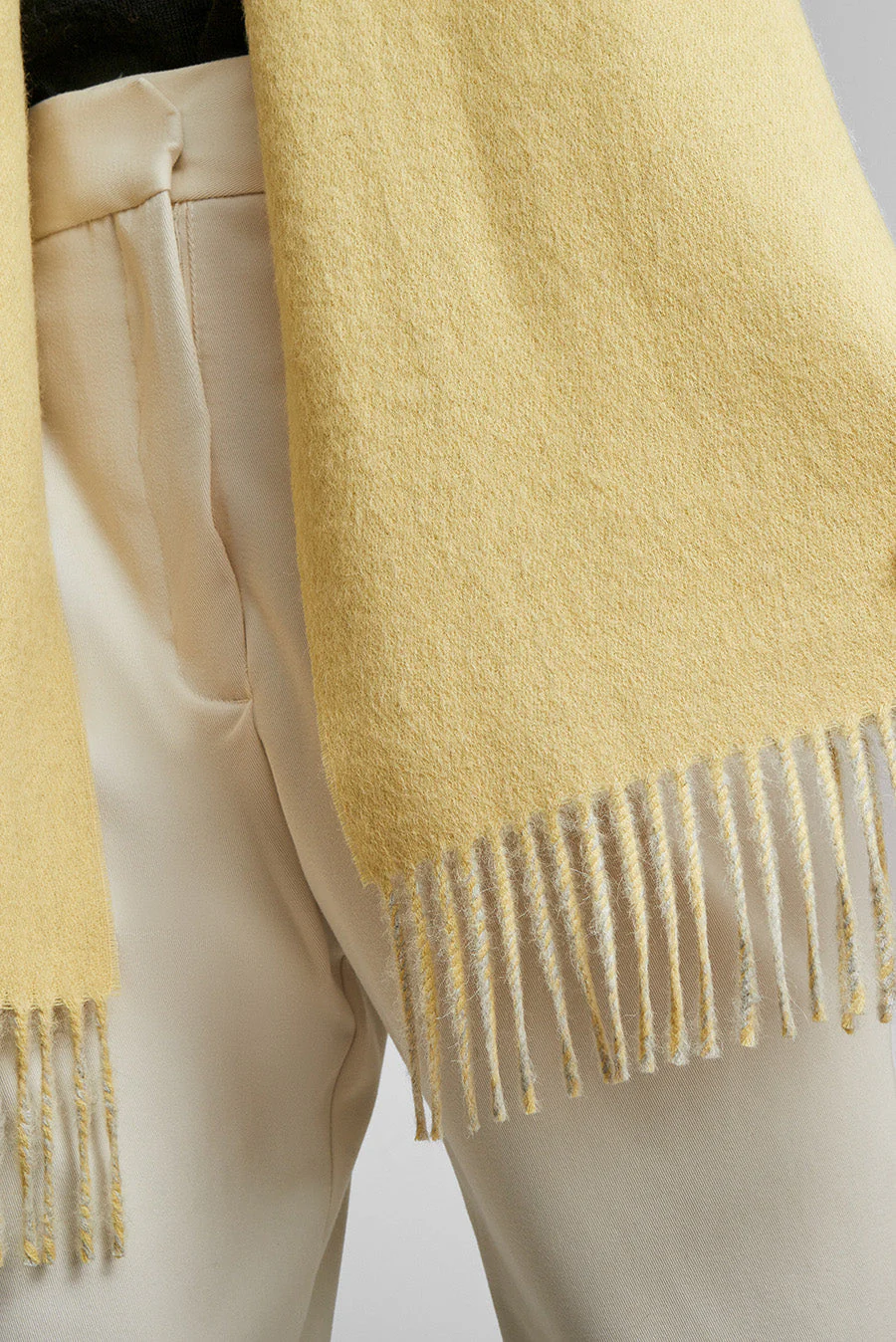 Tundra Scarf Baby Alpaca Color Amarillo&Grey Claro - Image 2