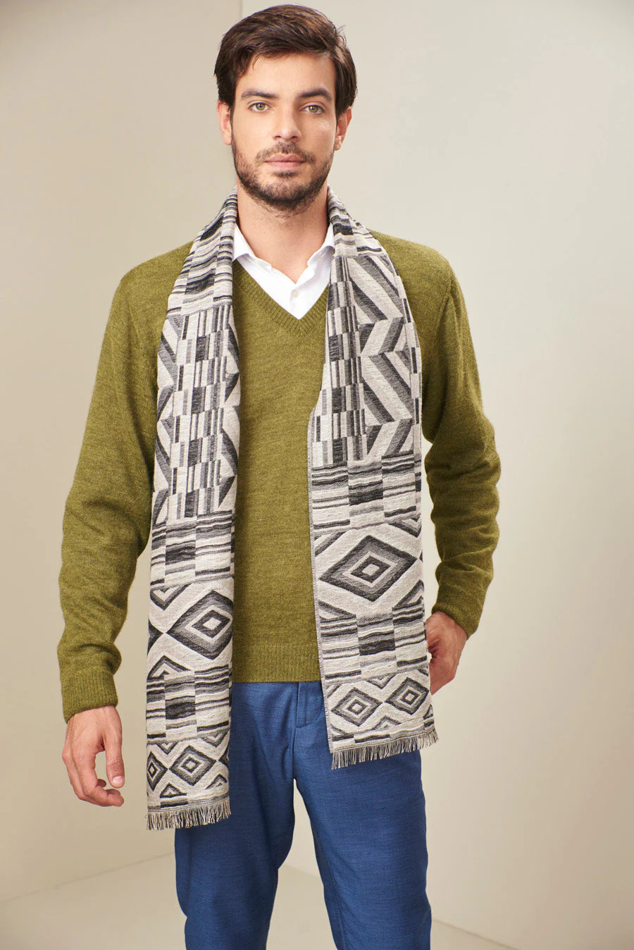 Unknown Scarf Baby Alpaca Color Black - Image 4