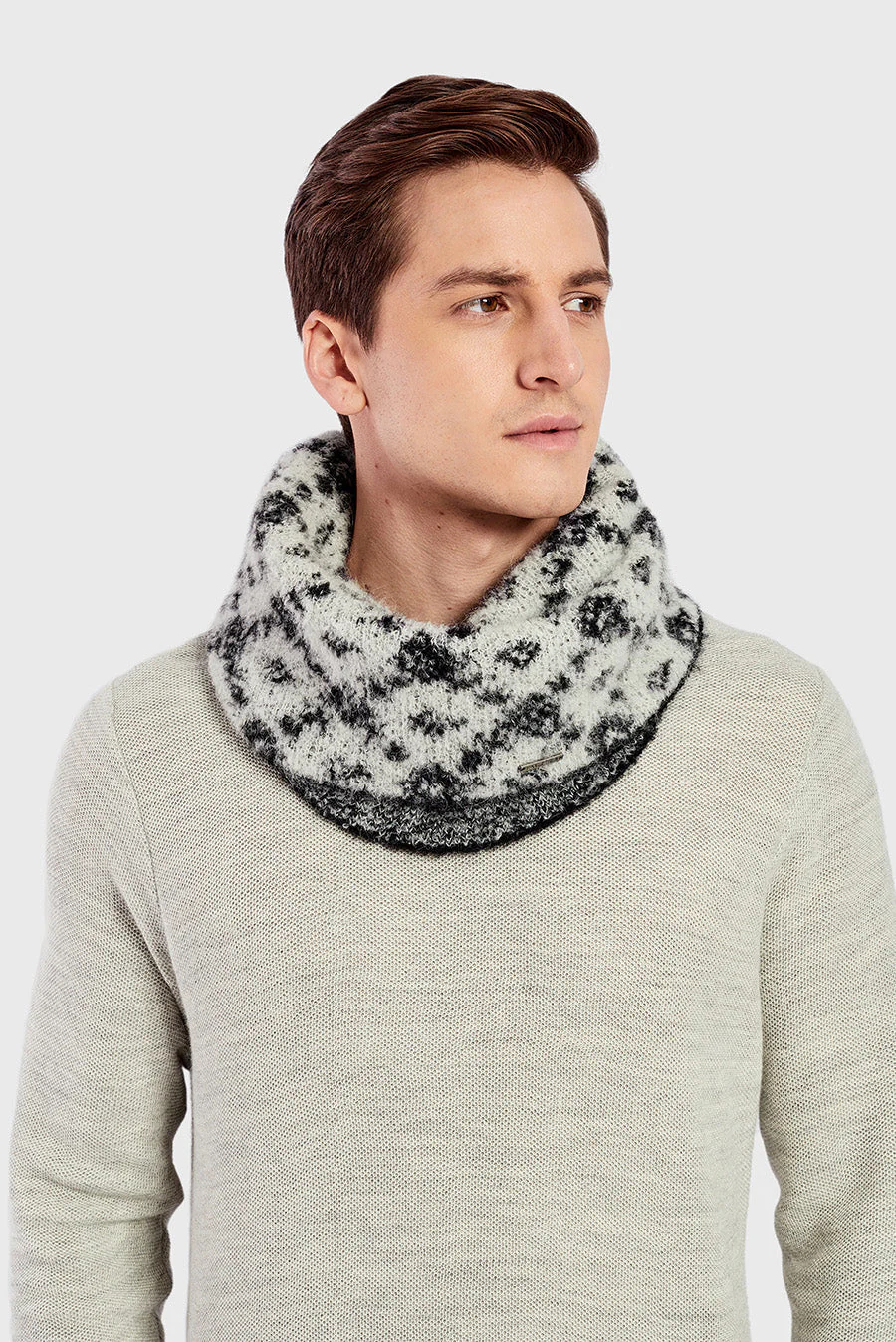 Warmi Neck Scarf Alpaca Color B&W - Image 3