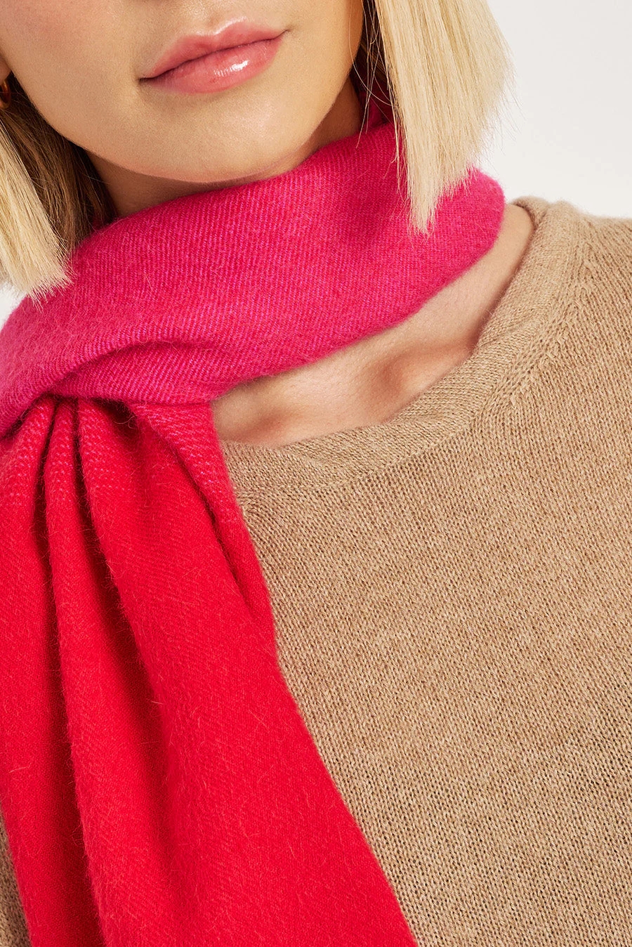 Wendell Scarf Baby Alpaca Color Red - Image 3