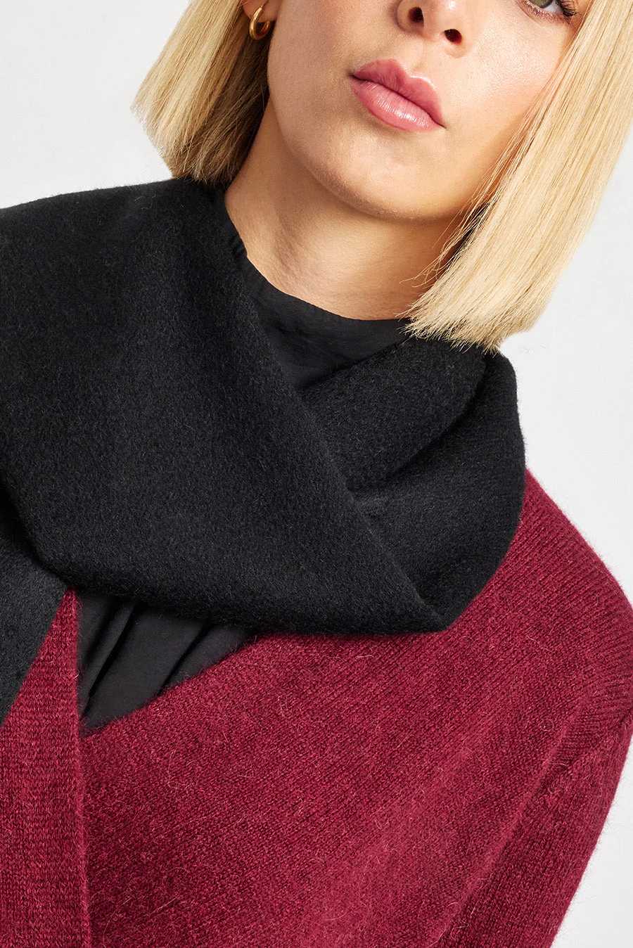 Wenzell Scarf Baby Alpaca Color Black - Image 3