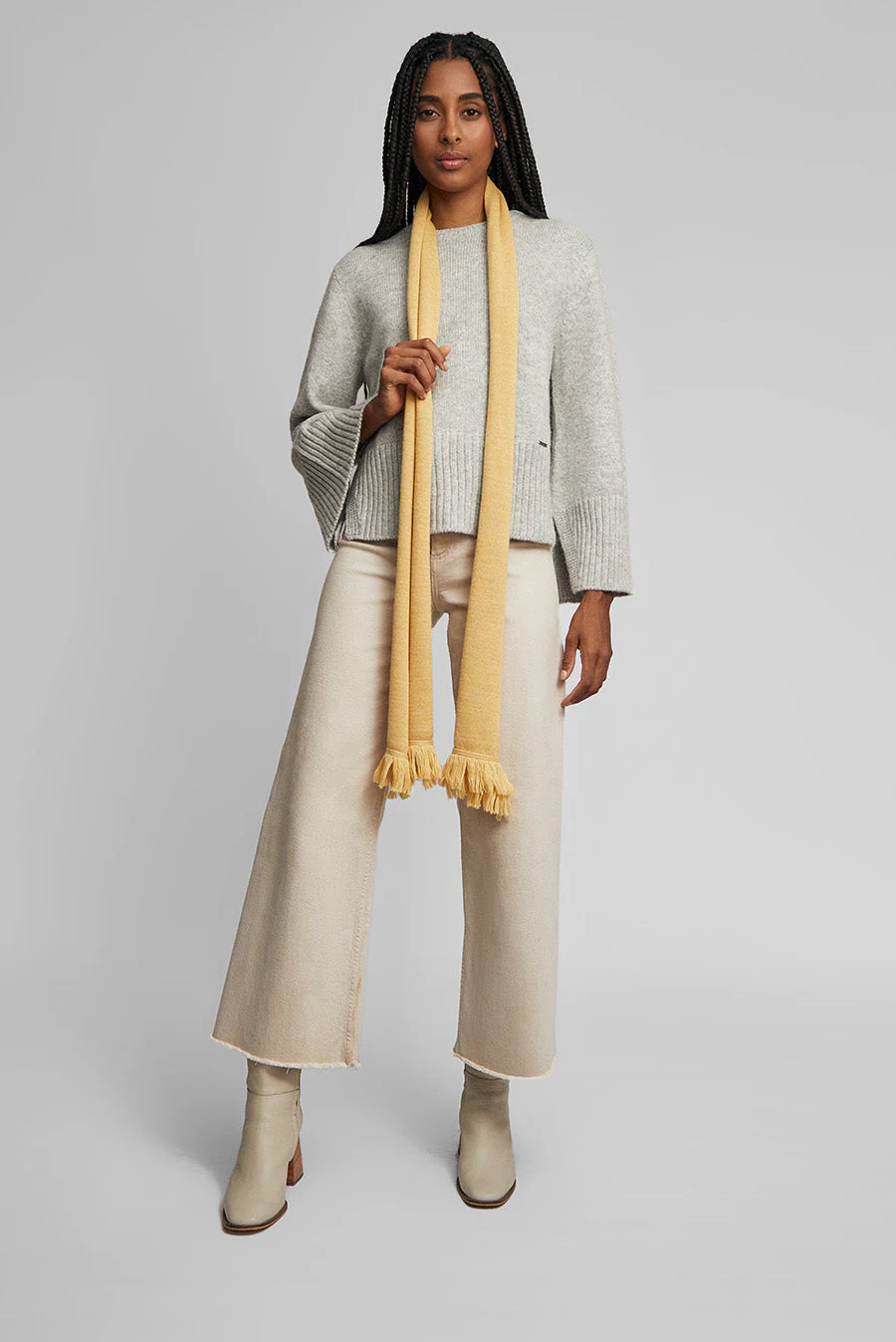 Wolyn Scarf Baby Alpaca Color Amarelo