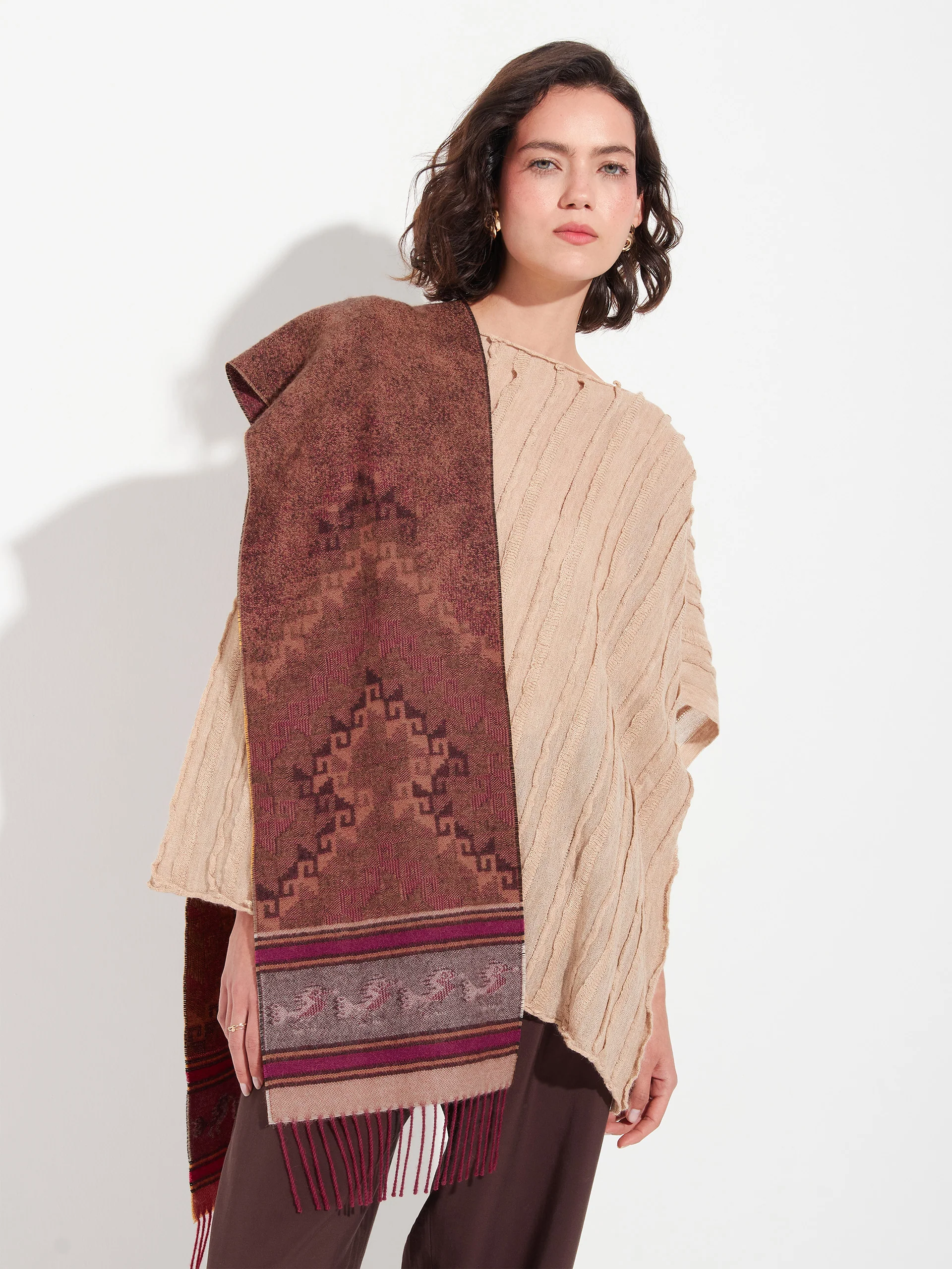 Chancay - 37 Scarf Baby Alpaca Color Red - Image 7