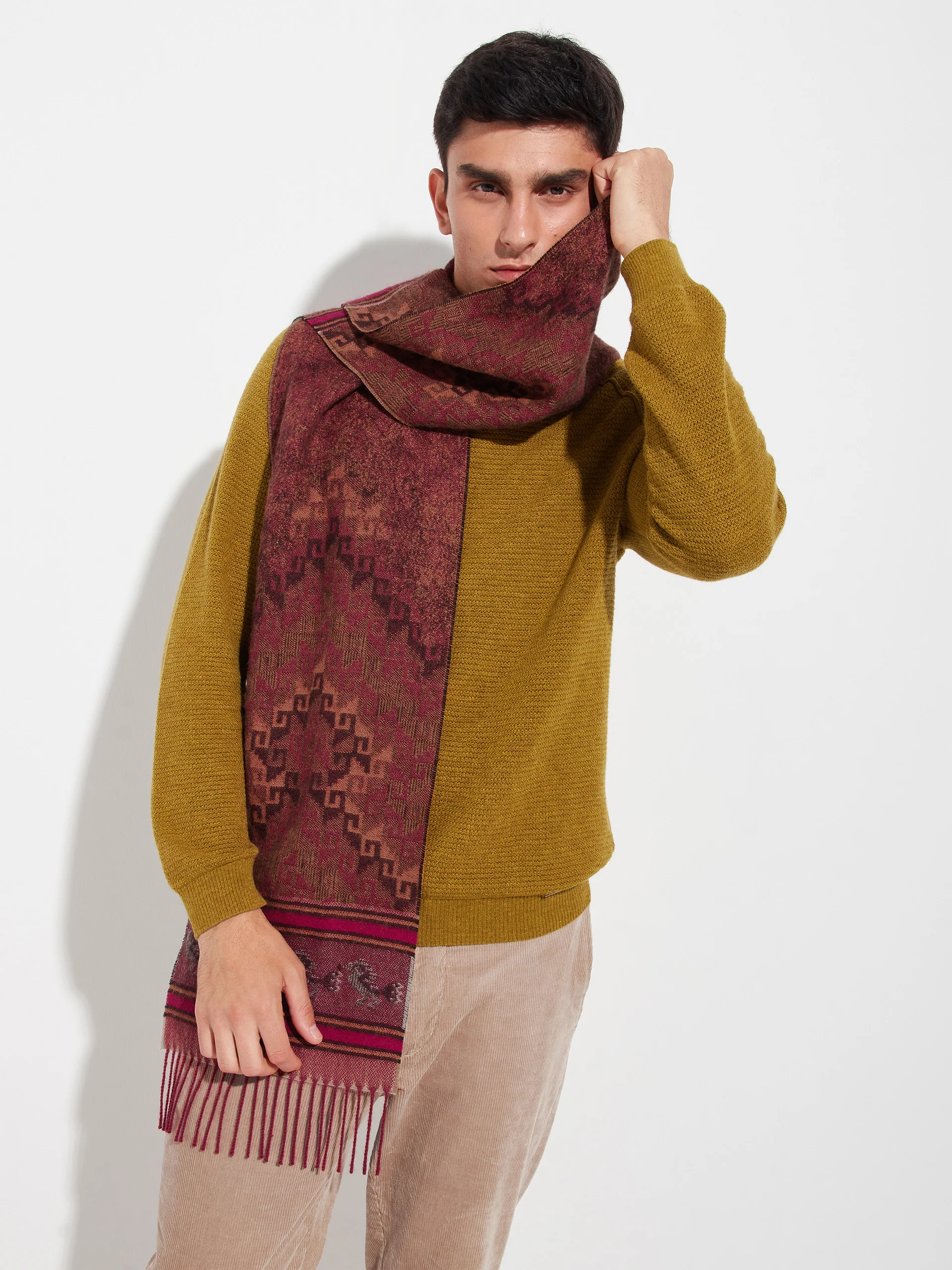 Chancay - 37 Scarf Baby Alpaca Color Red - Image 9
