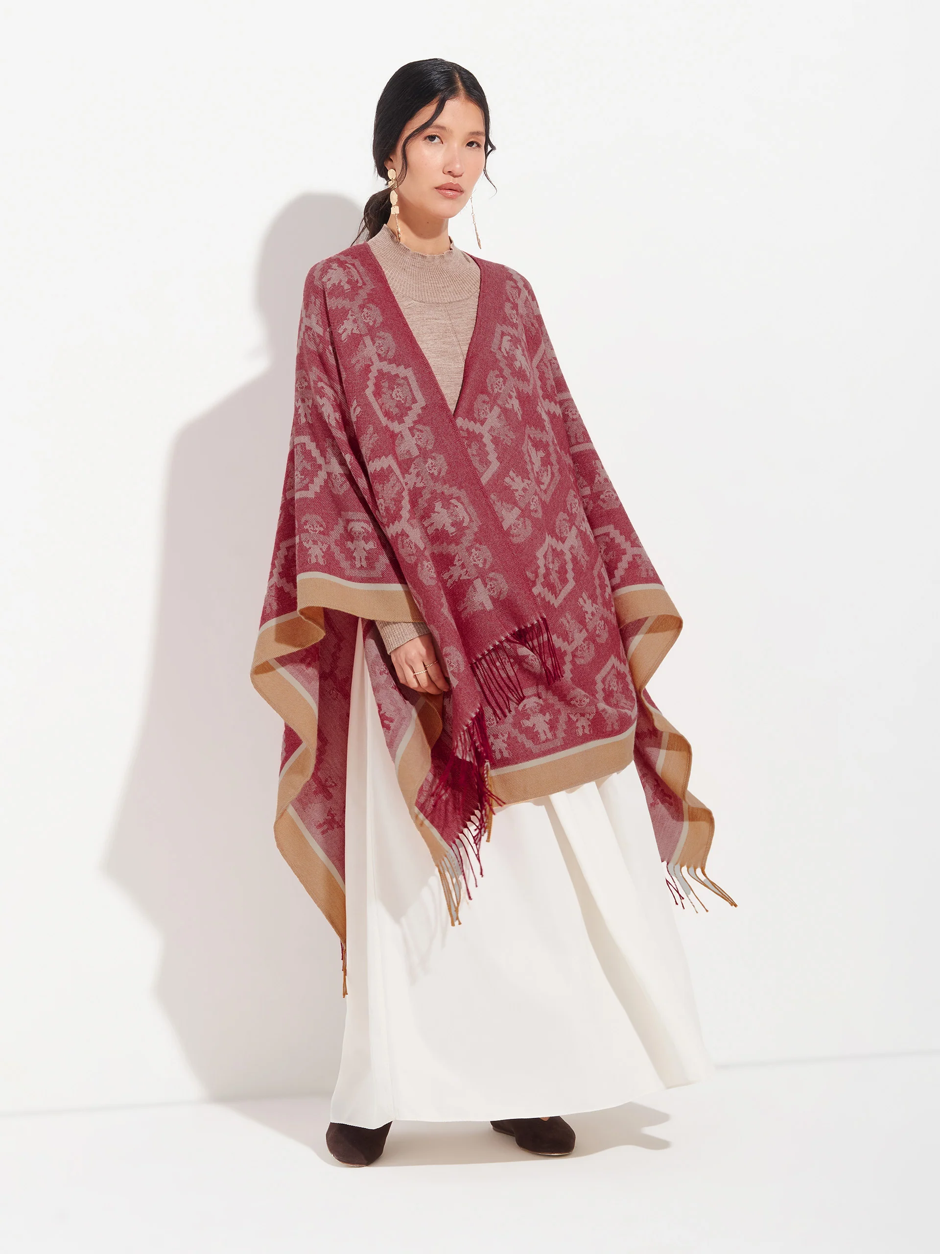 Chimu - 12 Poncho Royal Alpaca Color Red - Image 5