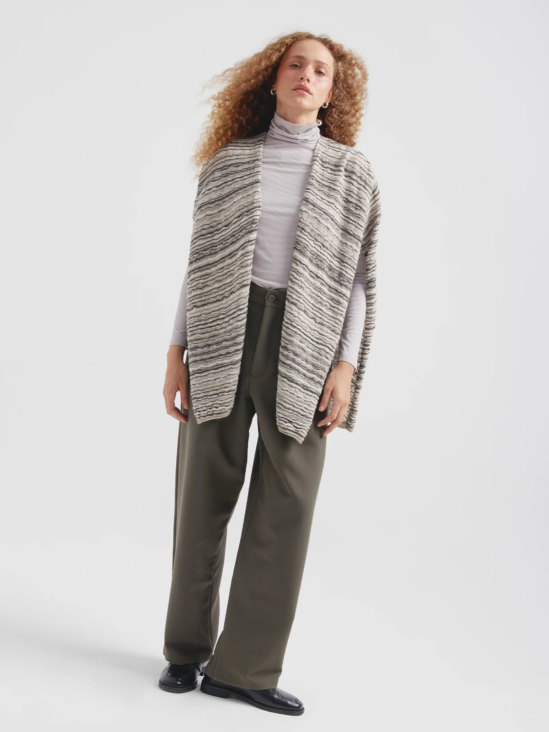 Corina Poncho Baby Alpaca Color Beige - Image 4