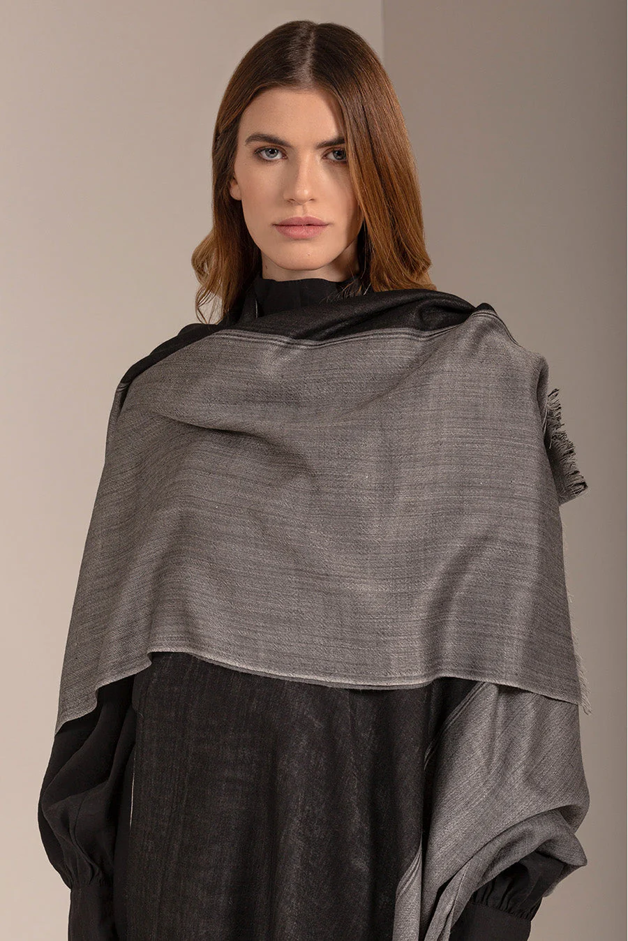 Barnabé Shawl Royal Alpaca & Silk Color Grey