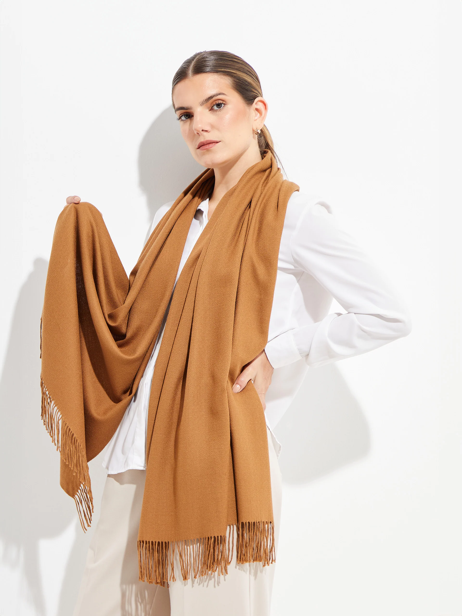Bellinzona Shawl Vicuña Color Camel