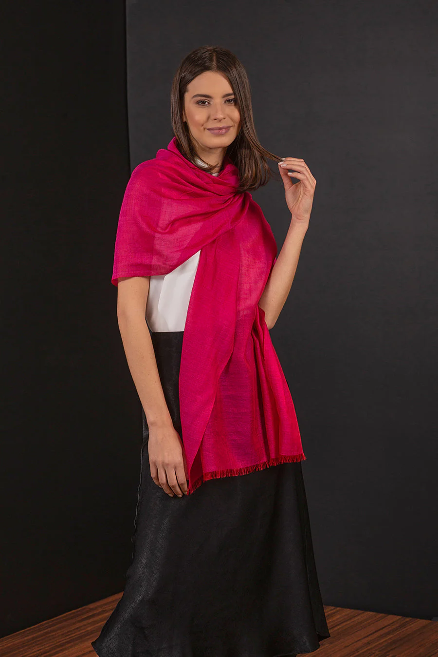 Bilbao Shawl Royal Alpaca & Silk Color Fuscia