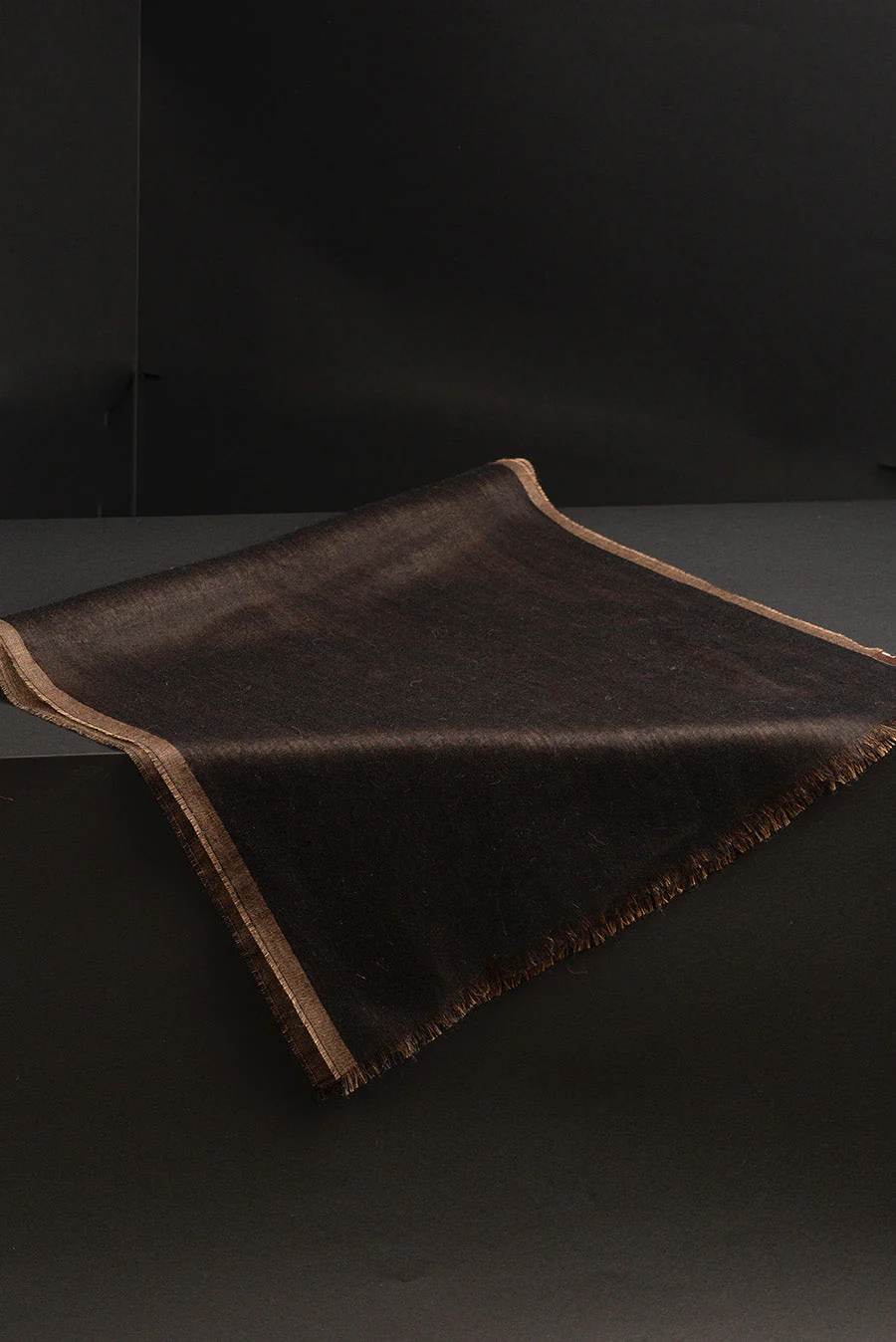 Boston Shawl Royal Alpaca & Silk Color Black& Grey - Image 2