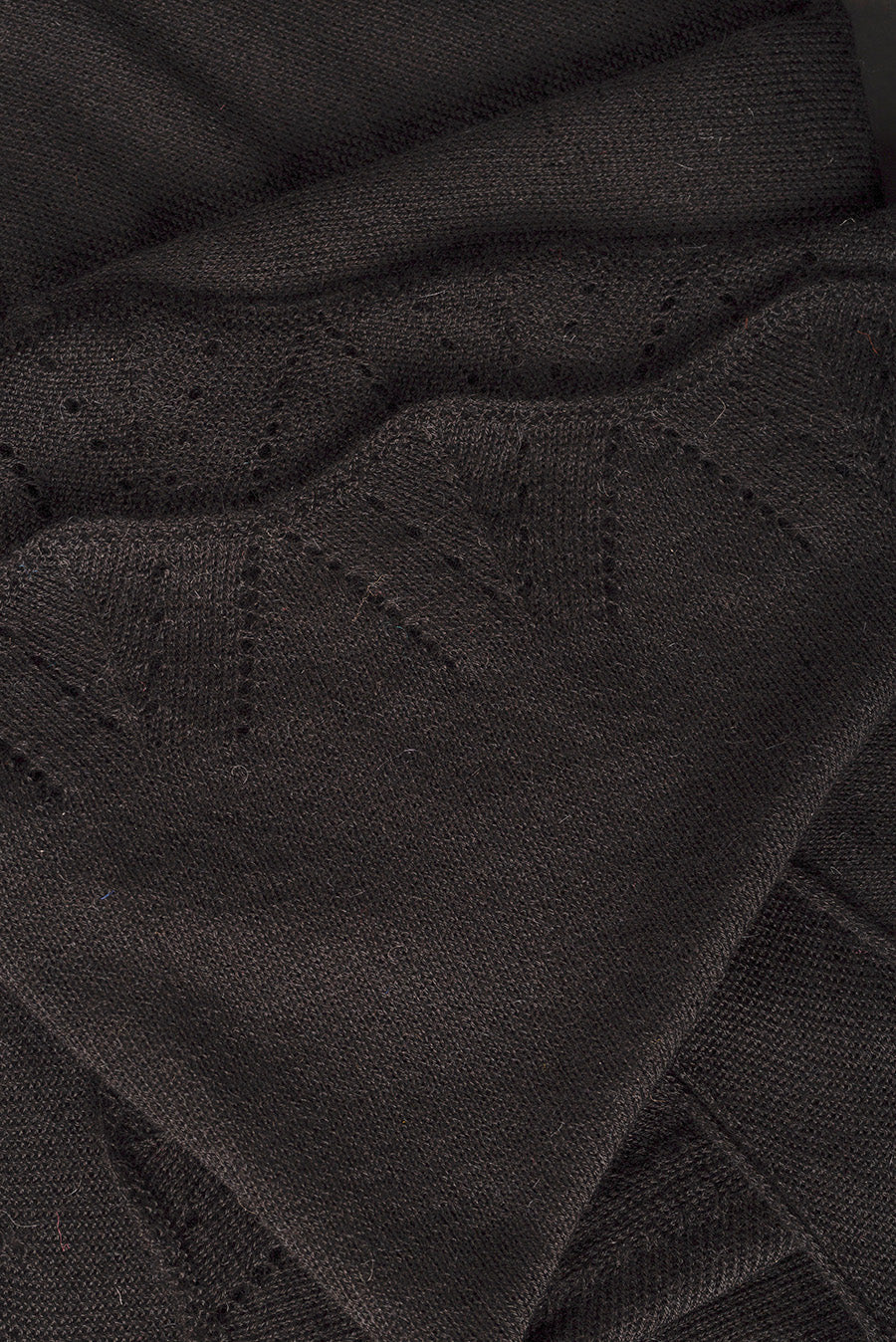 Buganvilla Shawl Alpaca 16 Color Black - Image 4