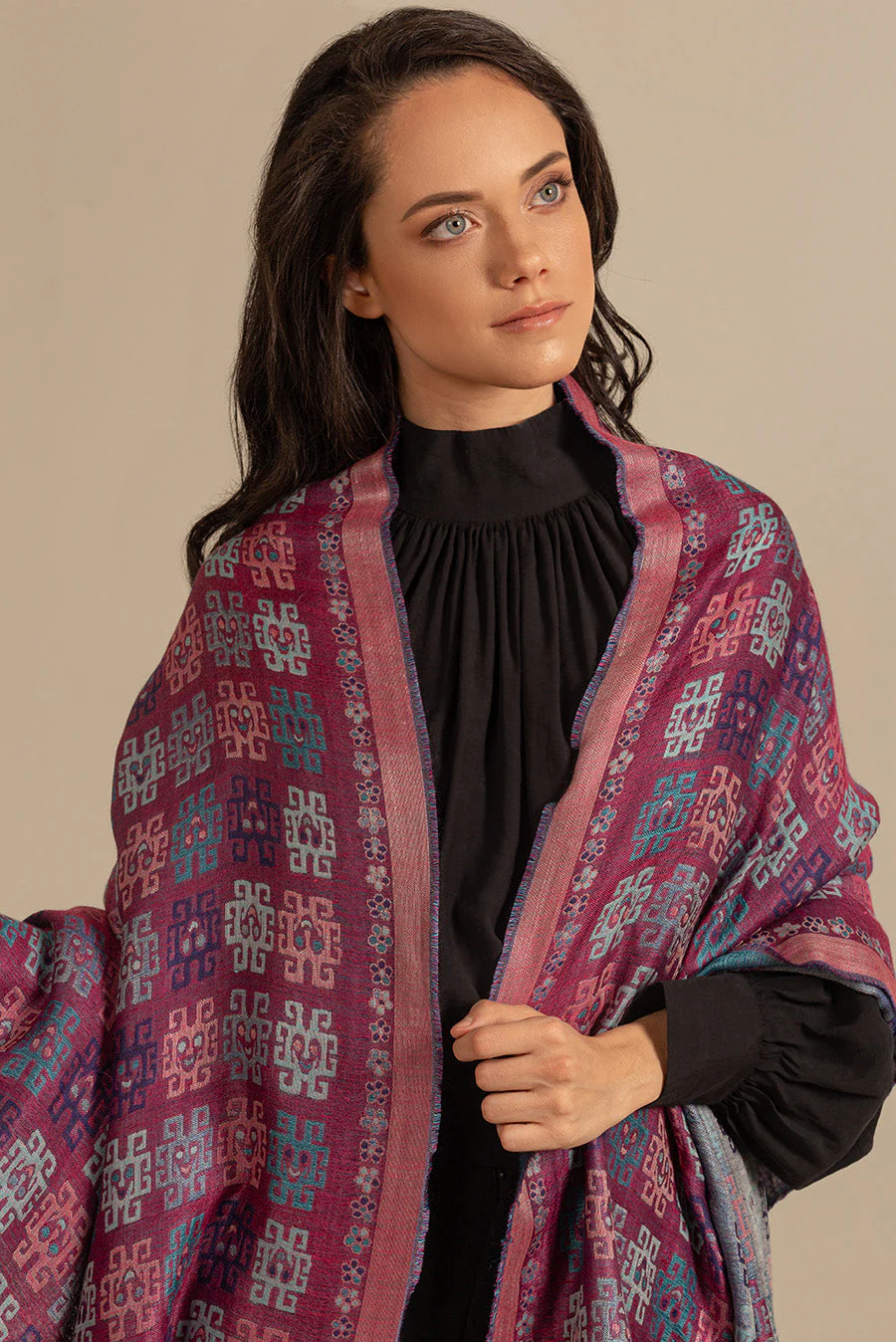 Nazca - 26 Shawl Royal Alpaca & Silk Color Light Blue - Image 2