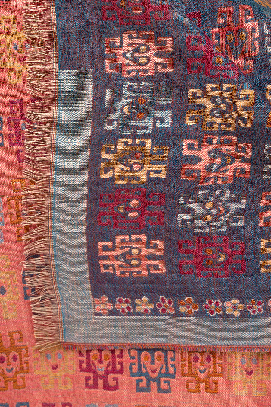 Nazca - 26 Shawl Royal Alpaca & Silk Color Pink - Image 6