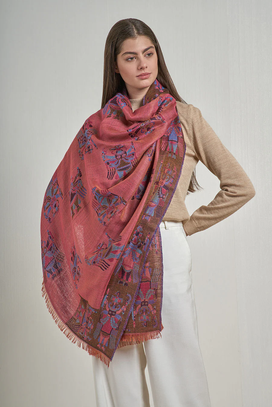 Nazca - 28 Shawl Royal Alpaca & Silk Color Guinda - Image 4